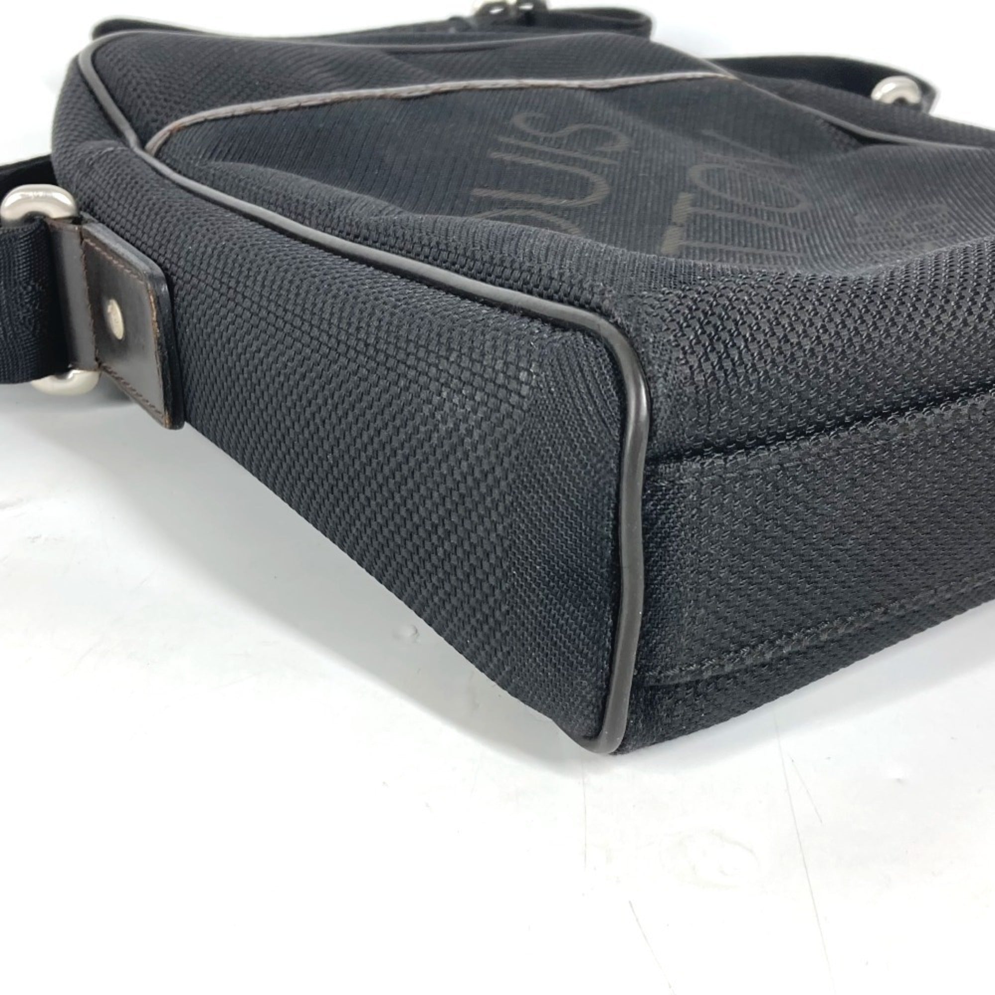 Louis Vuitton Black Noir Damier Geant Pochette Shoulder Bag (Pre-Owned)