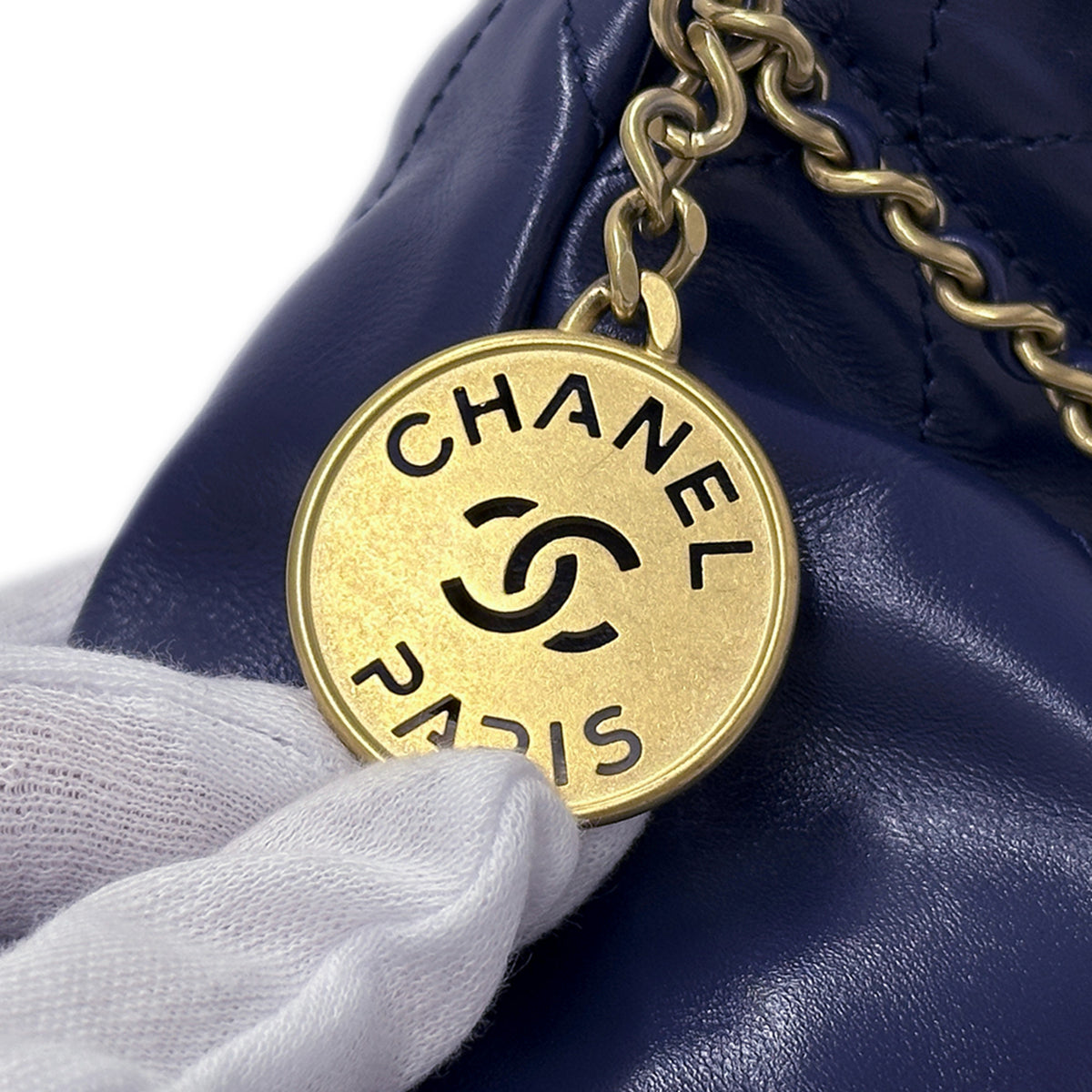 Chanel Navy Leather Handbag Shoulder Bag (Pre-Owned)