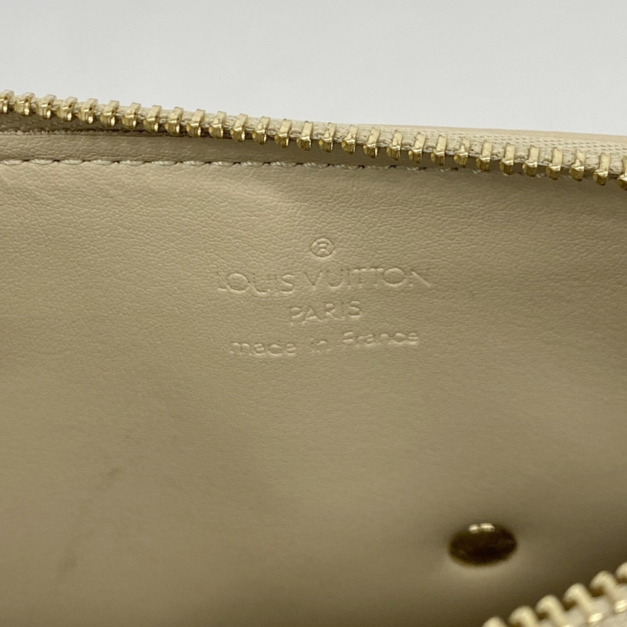 Louis Vuitton Beige Pouch (Pre-Owned)