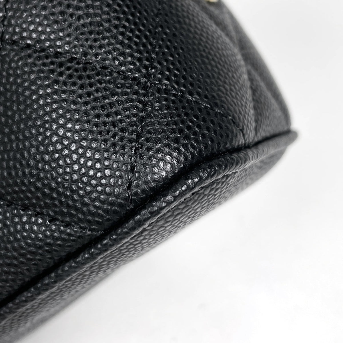 Chanel Matelasse Black Grained Calfskin Shoulder Bag Vanity Bag (Pre-Owned)