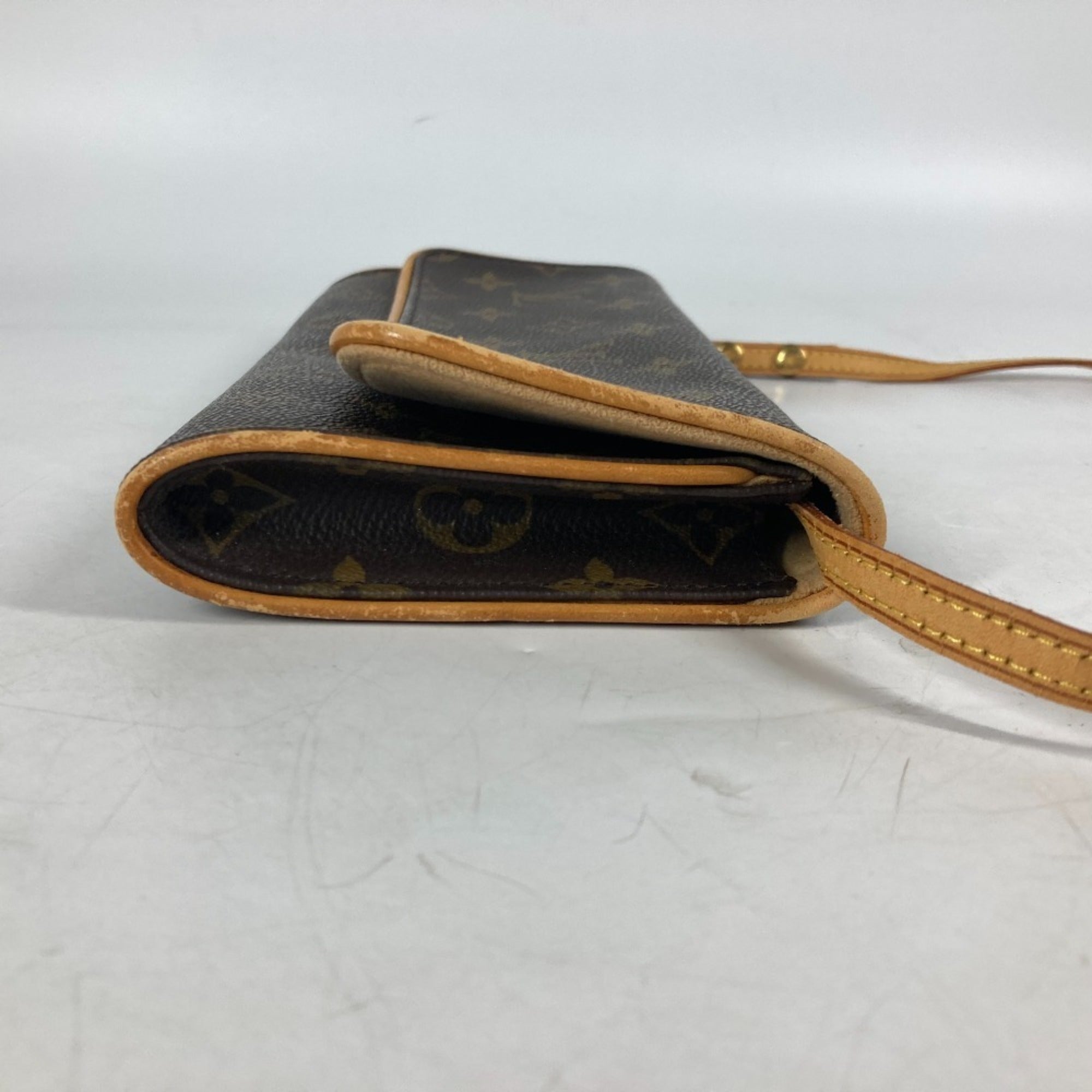 Louis Vuitton Brown Monogram Canvas Clutch Bag Pochette Shoulder Bag (Pre-Owned)