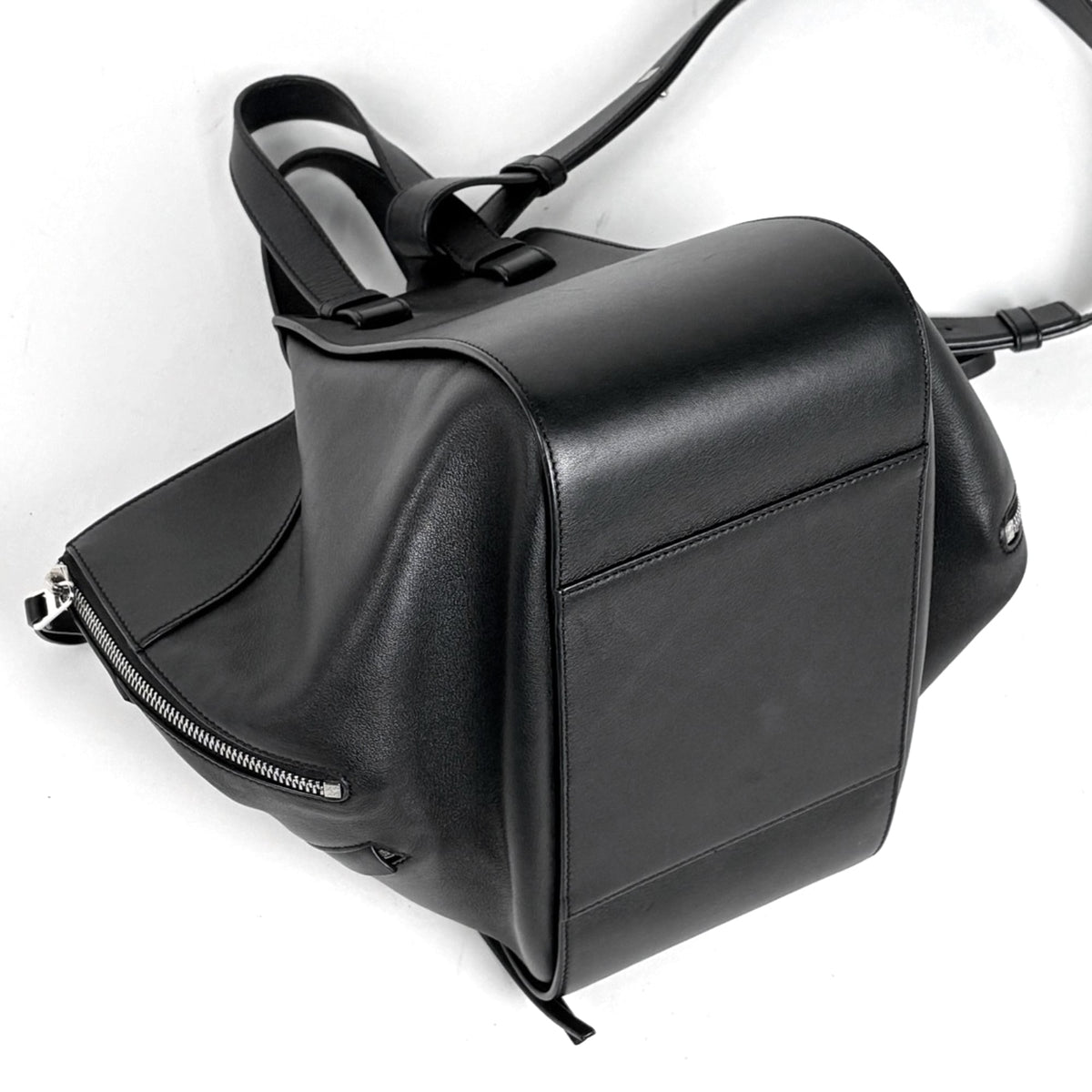 Loewe Black Leather Handbag (Pre-Owned)