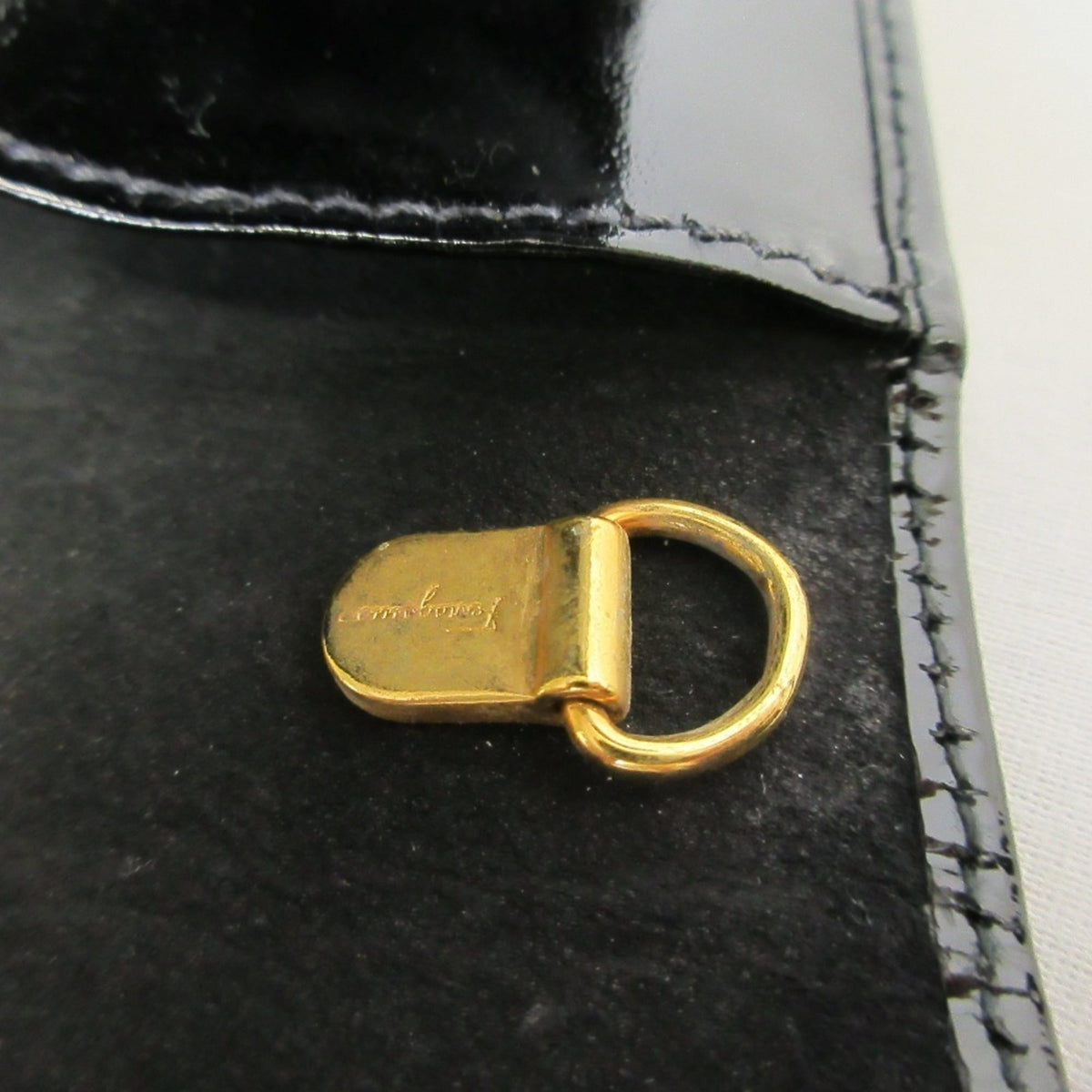 Salvatore Ferragamo Black Patent Leather Shoulder Bag (Pre-Owned)