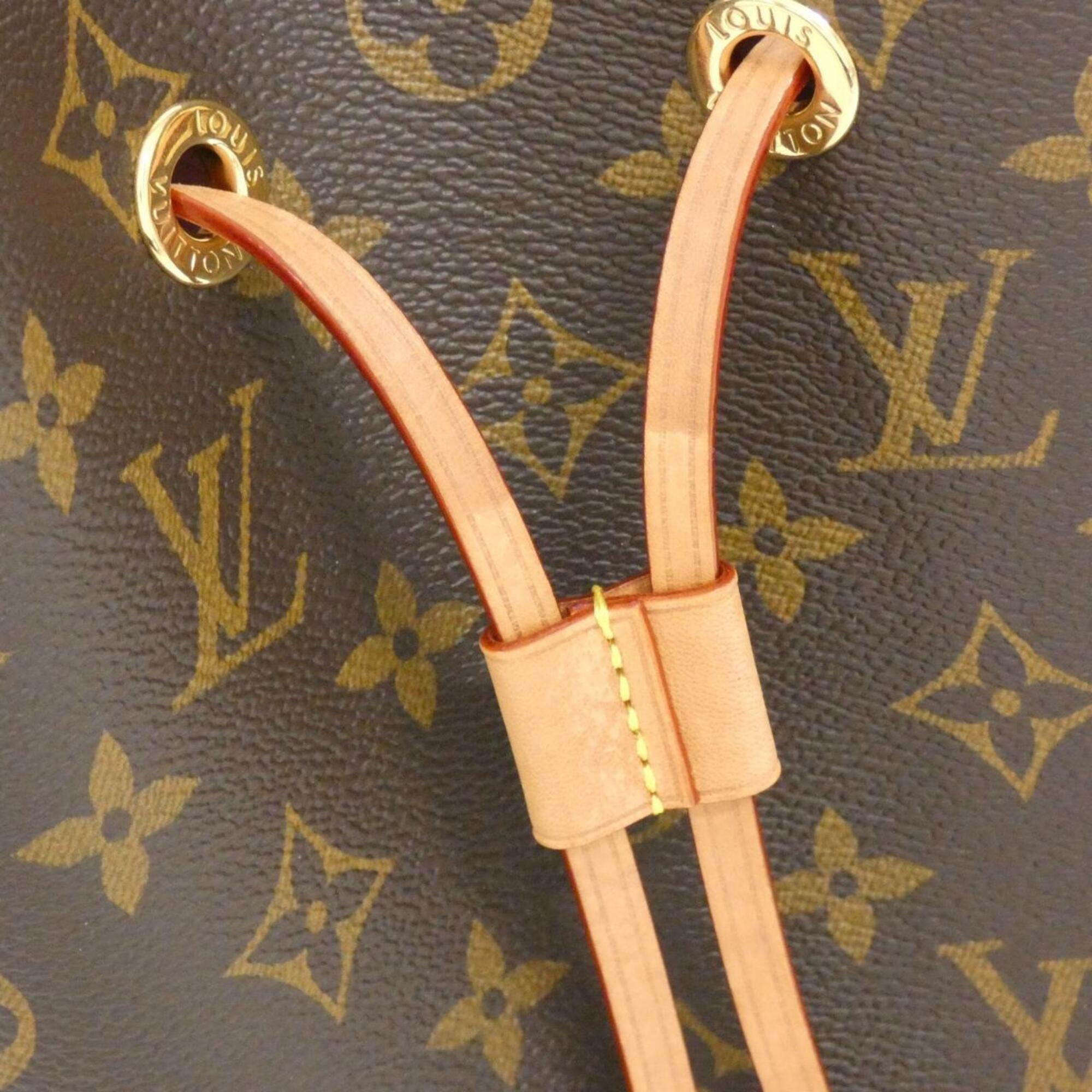 Louis Vuitton Brown Coated Canvas Shoulder Bag (Pre-Owned)