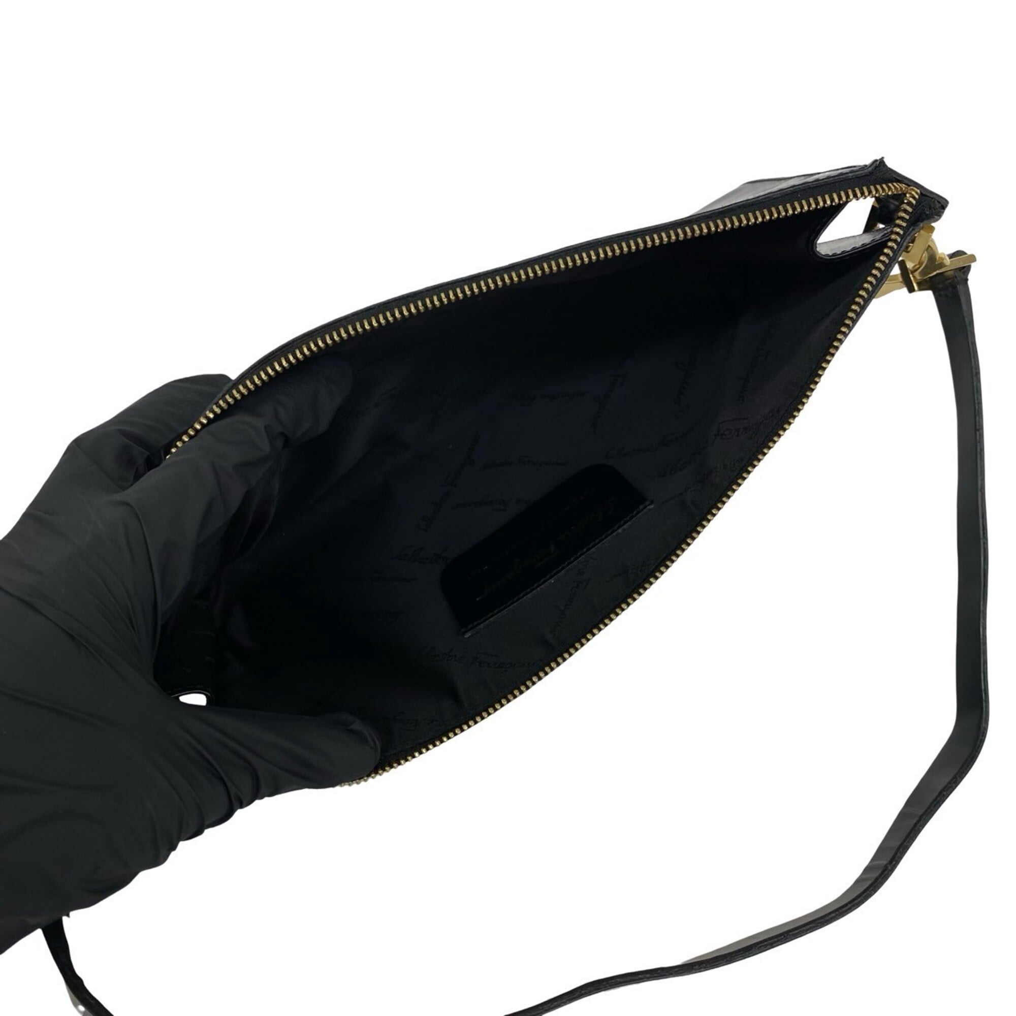 Salvatore Ferragamo Black Leather Handbag Shoulder Bag (Pre-Owned)