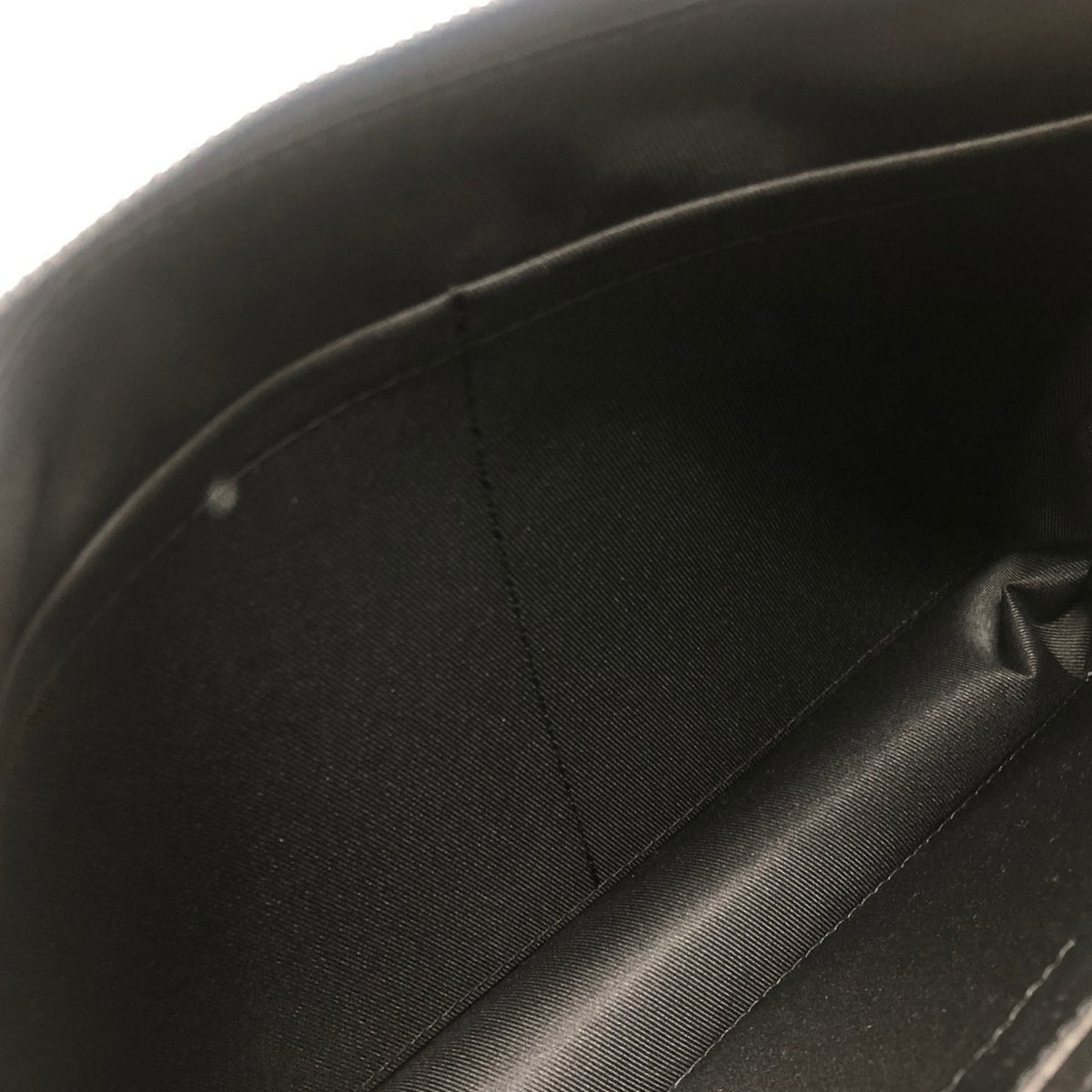 Louis Vuitton Black Clutch Bag (Pre-Owned)