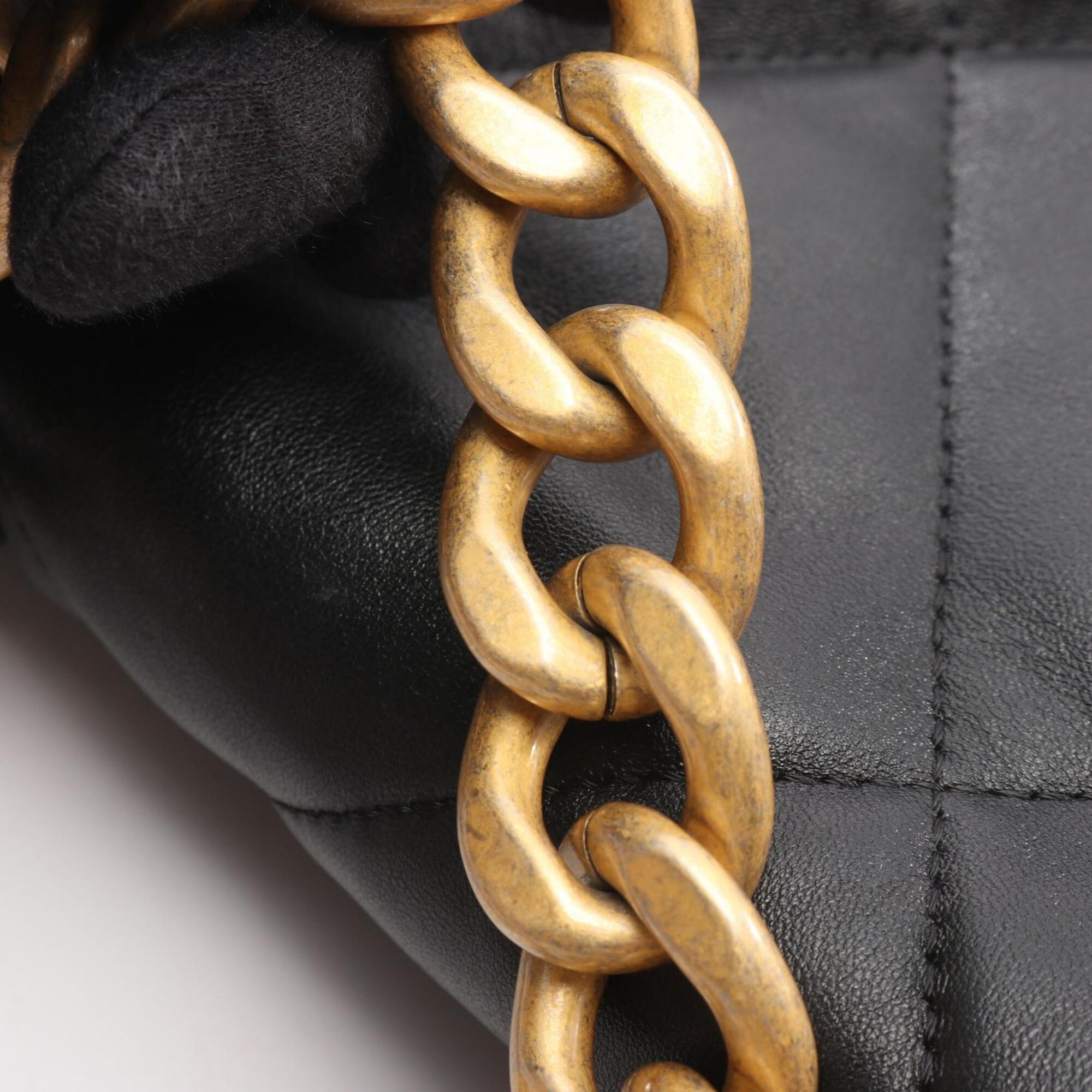 Chanel Black Leather Handbag Shoulder Bag (Pre-Owned)
