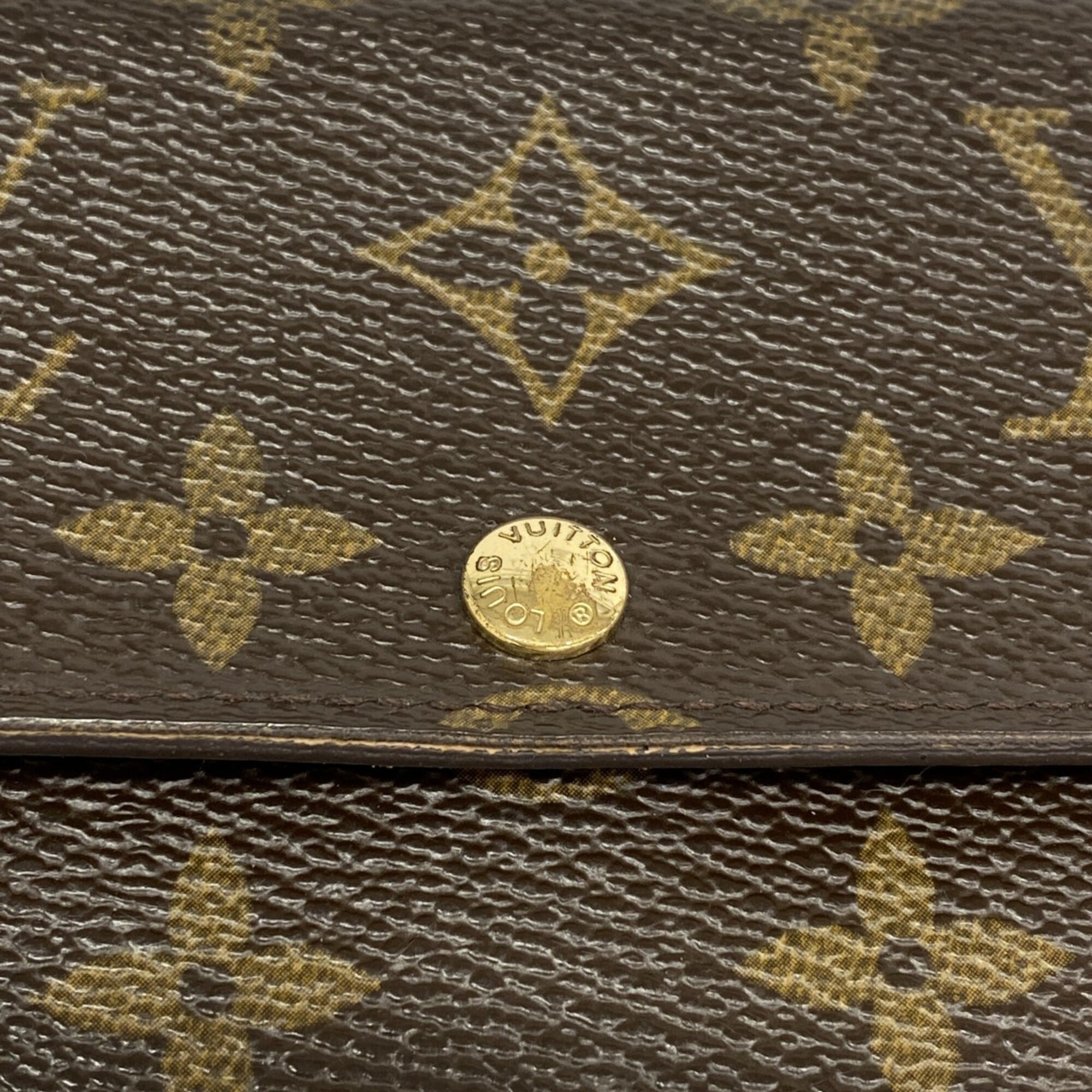 Louis Vuitton Brown Long Wallet (Bi-Fold) (Pre-Owned)