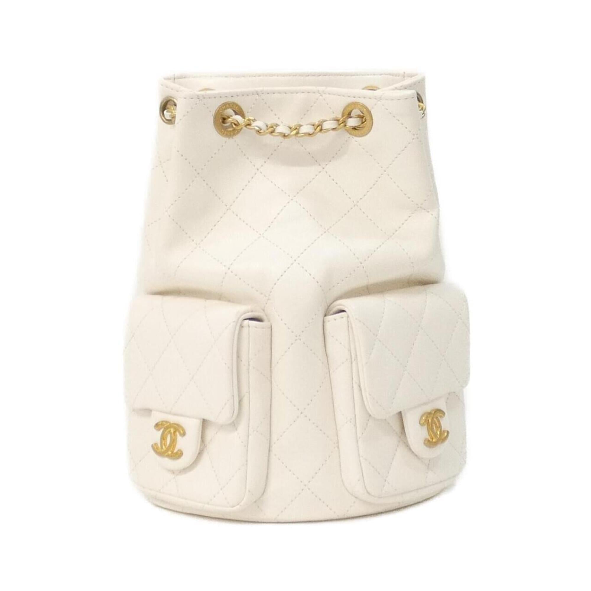 Chanel White Leather Backpack (Pre-Owned)