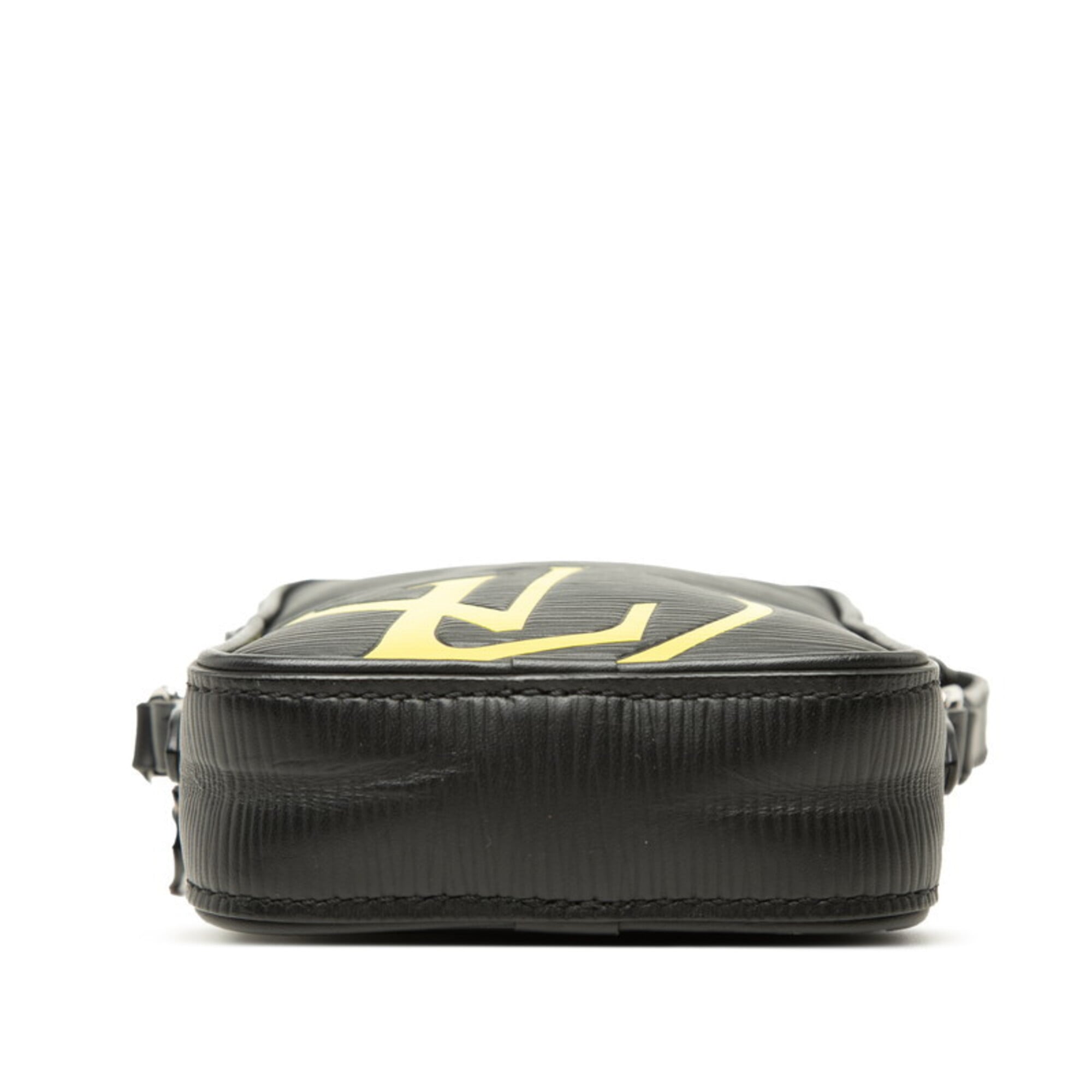 Louis Vuitton Epi Black Noir Leather Shoulder Bag (Pre-Owned)