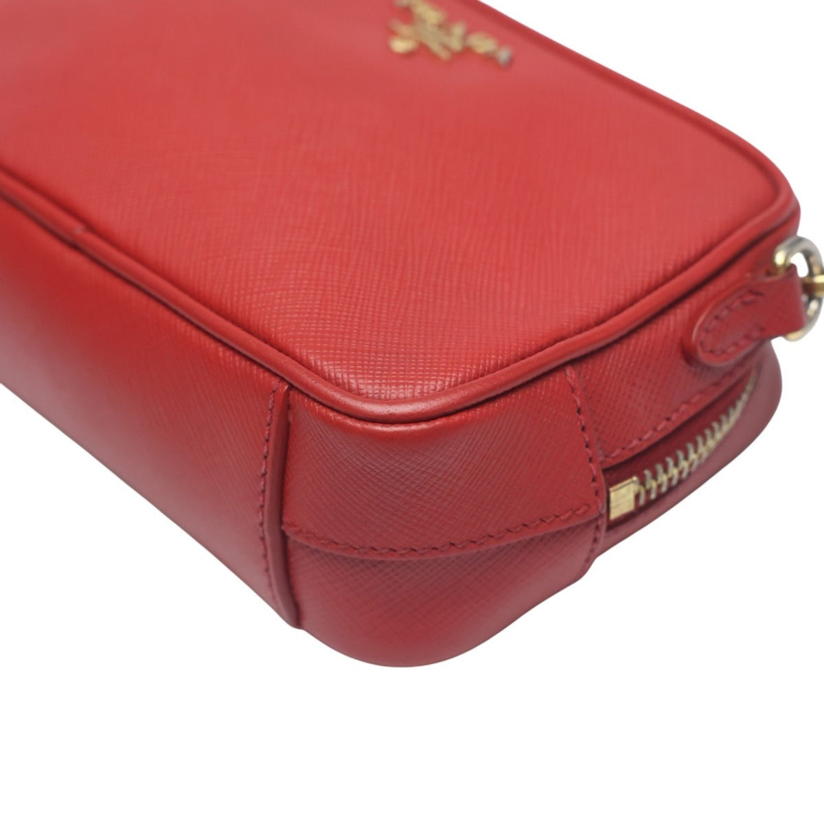 Prada Red Color Leather Shoulder Bag (Pre-Owned)
