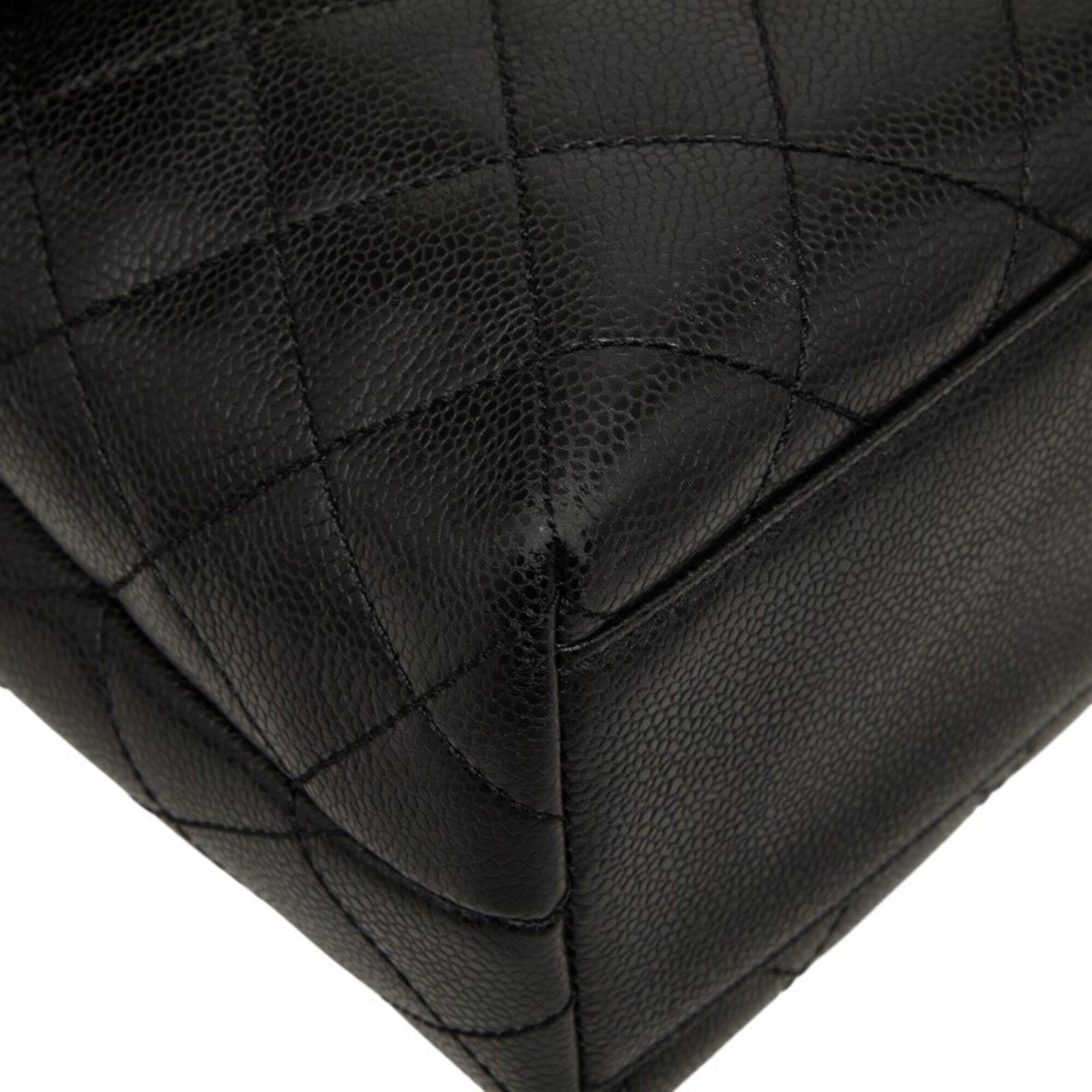 Chanel Black Grained Calfskin Handbag (Pre-Owned)