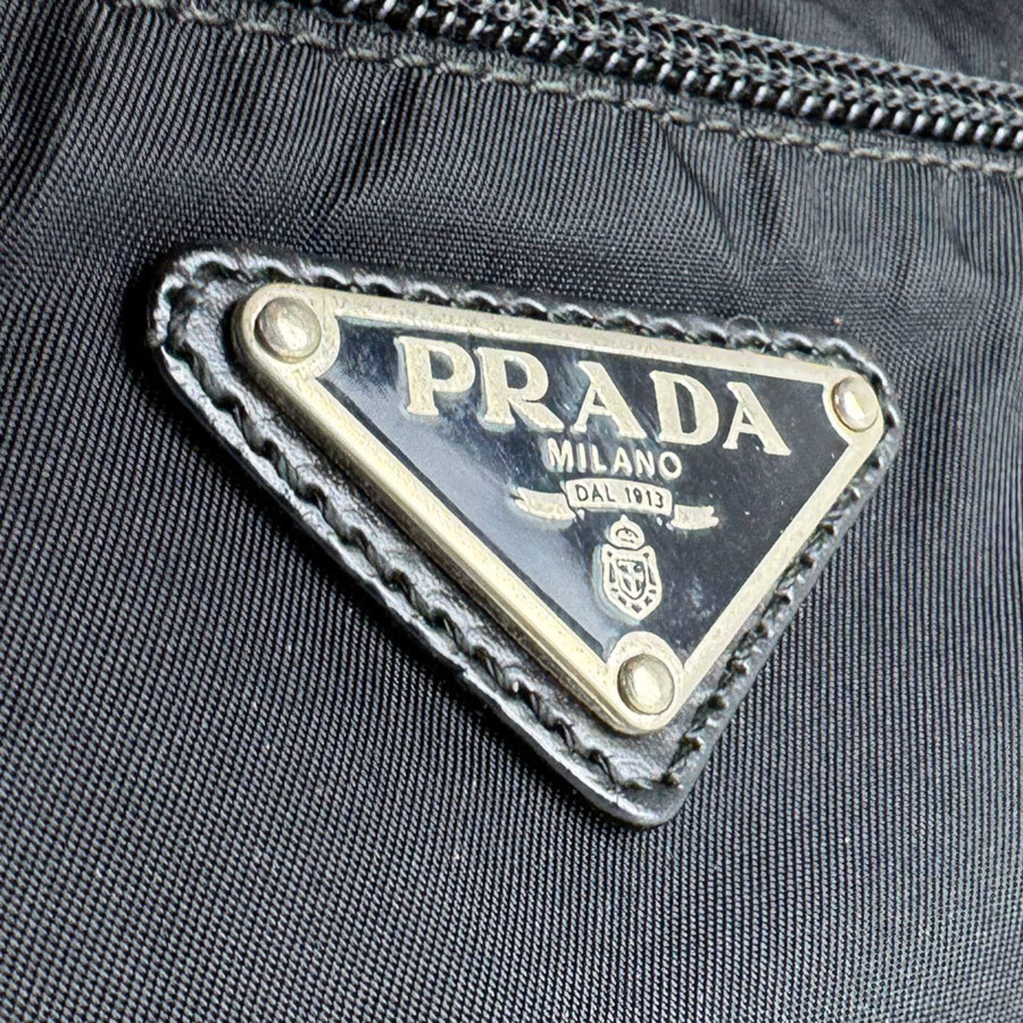 Prada Black Nylon Shoulder Bag (Pre-Owned)