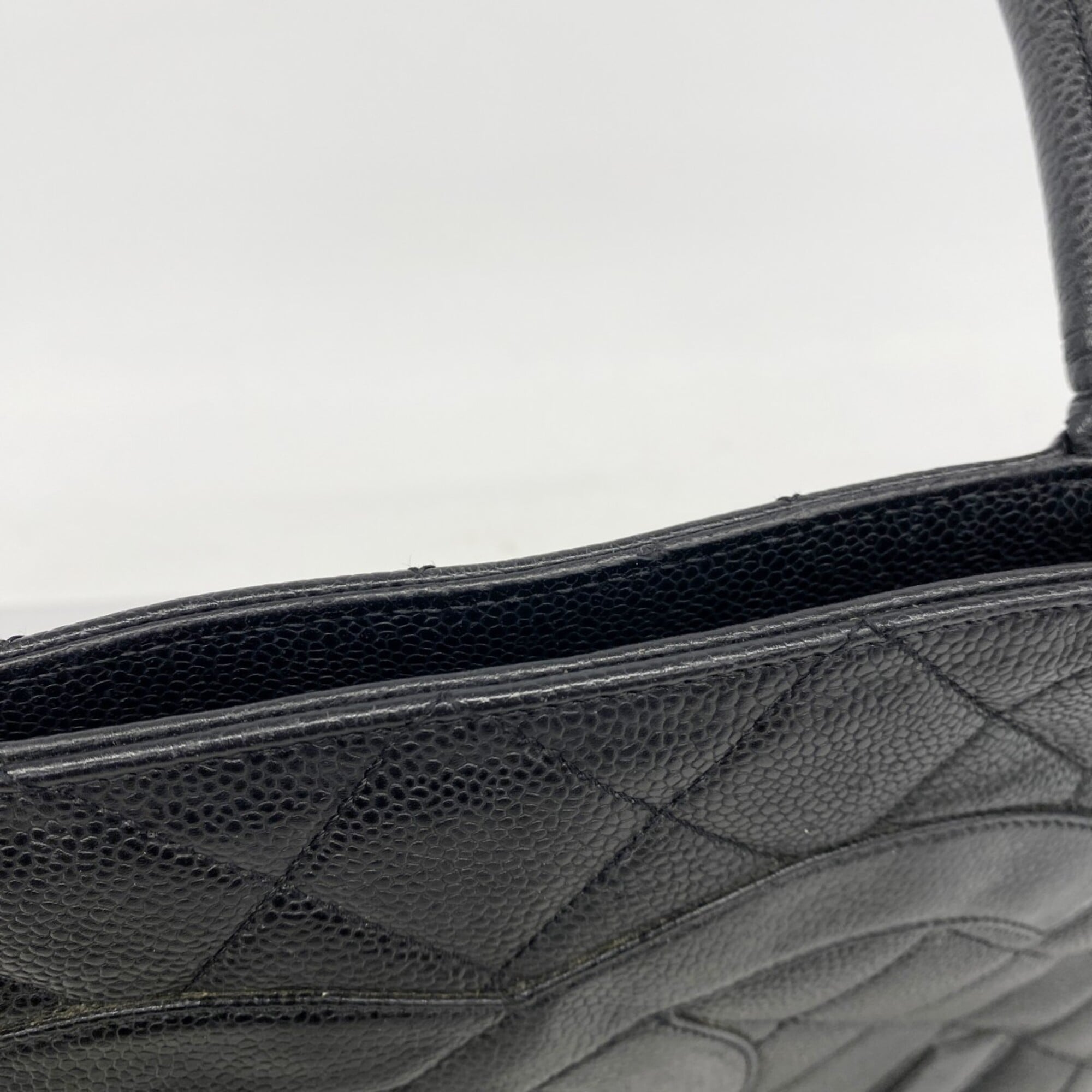 Chanel Black Grained Calfskin Tote Bag (Pre-Owned)