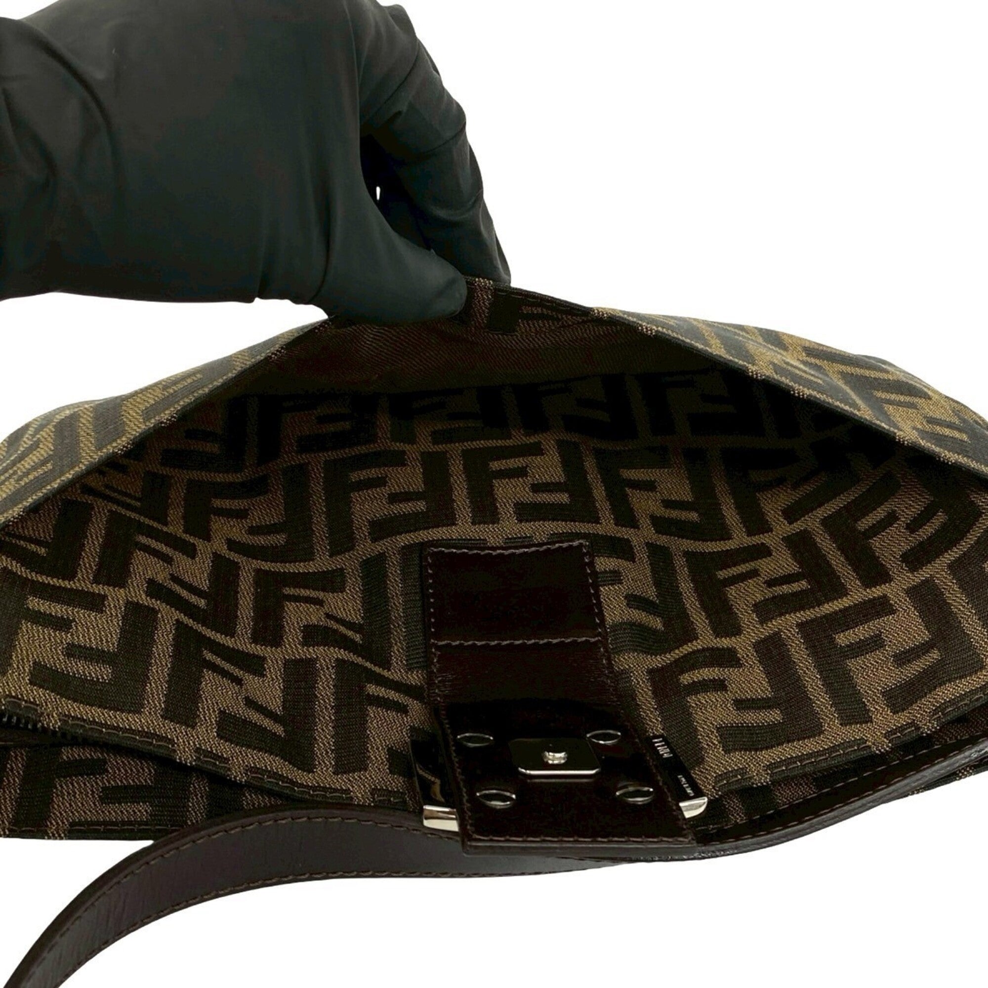 Fendi Black Brown Canvas Leather Shoulder Bag (Pre-Owned)