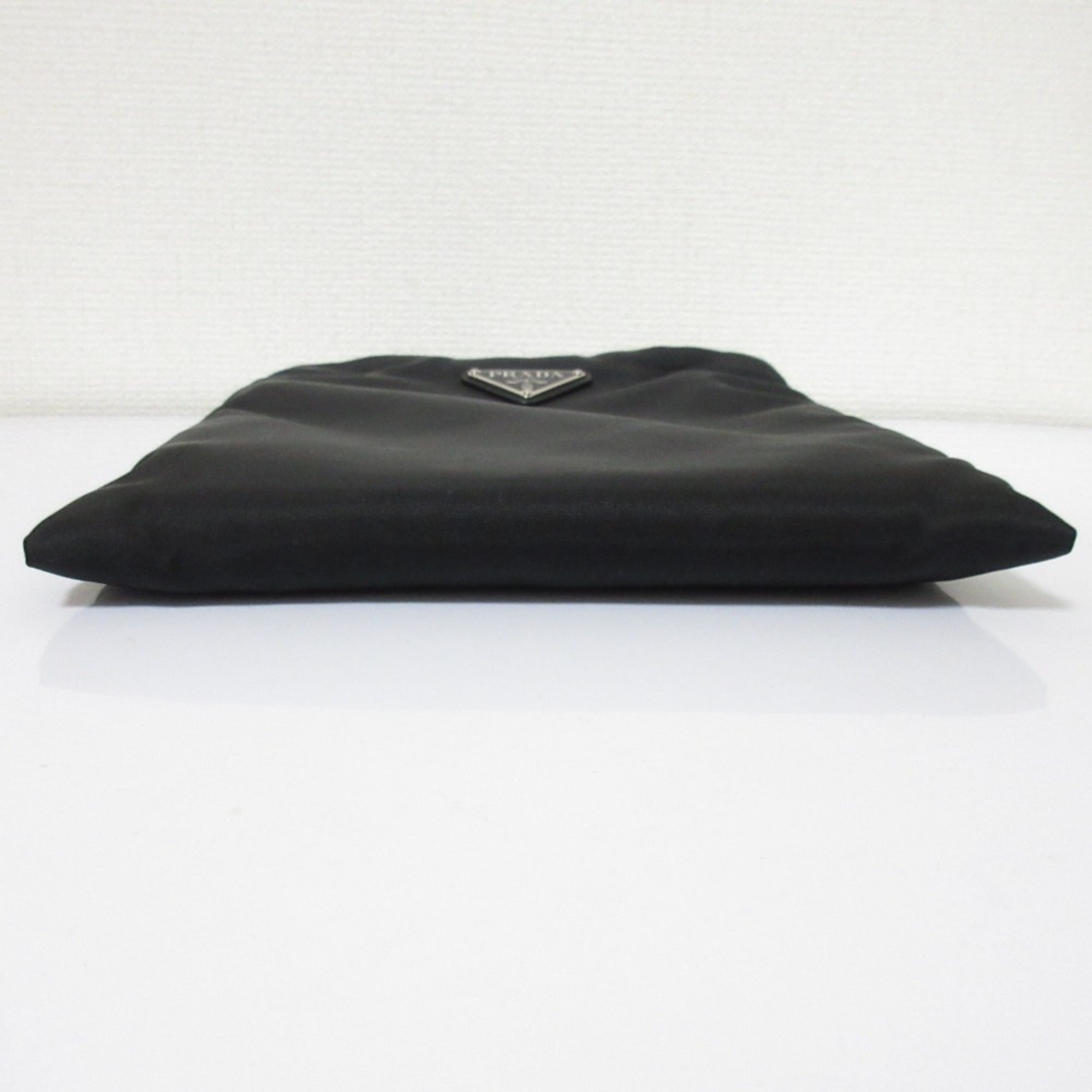 Prada Black Nylon Shoulder Bag (Pre-Owned)