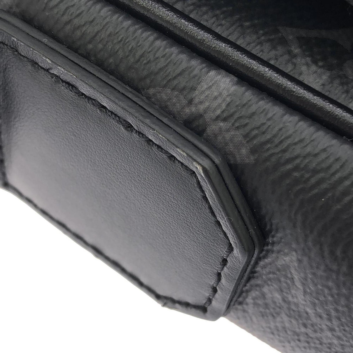 Louis Vuitton Black Coated Canvas Shoulder Bag (Pre-Owned)