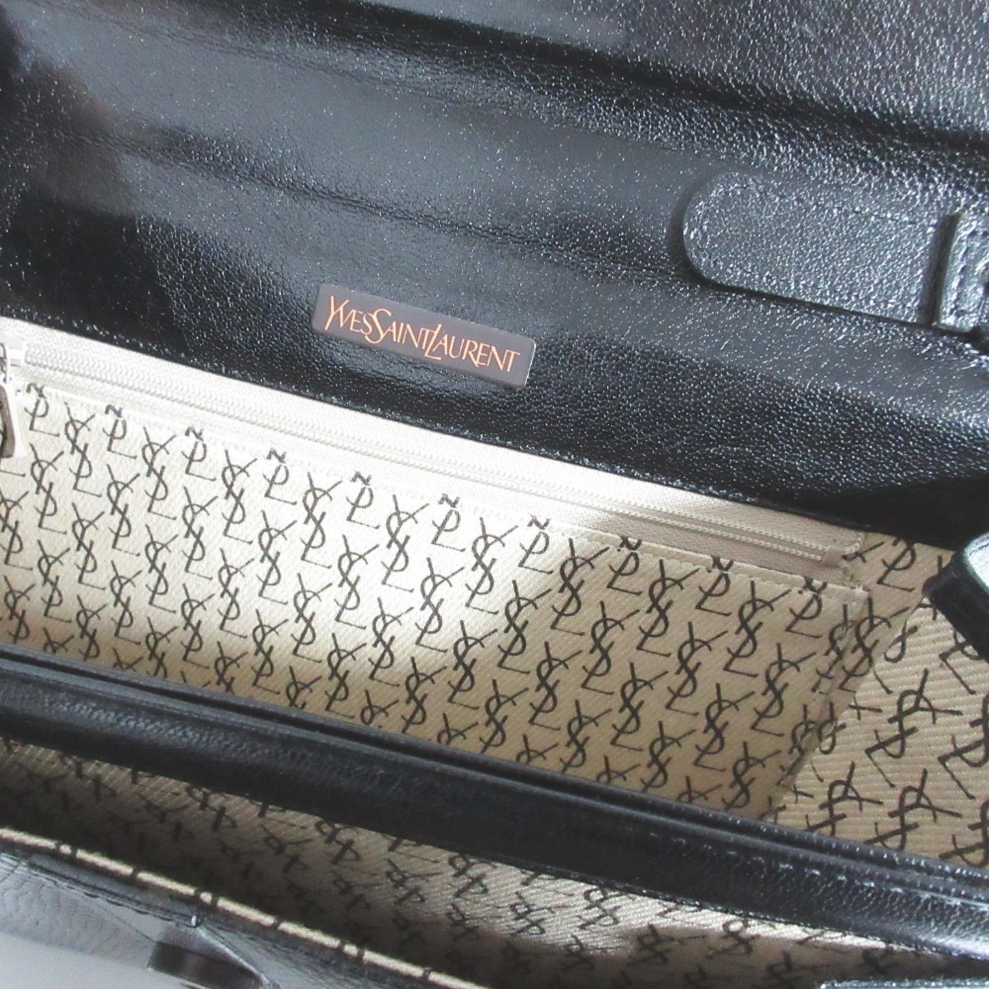 Yves Saint Laurent Black Leather Handbag (Pre-Owned)