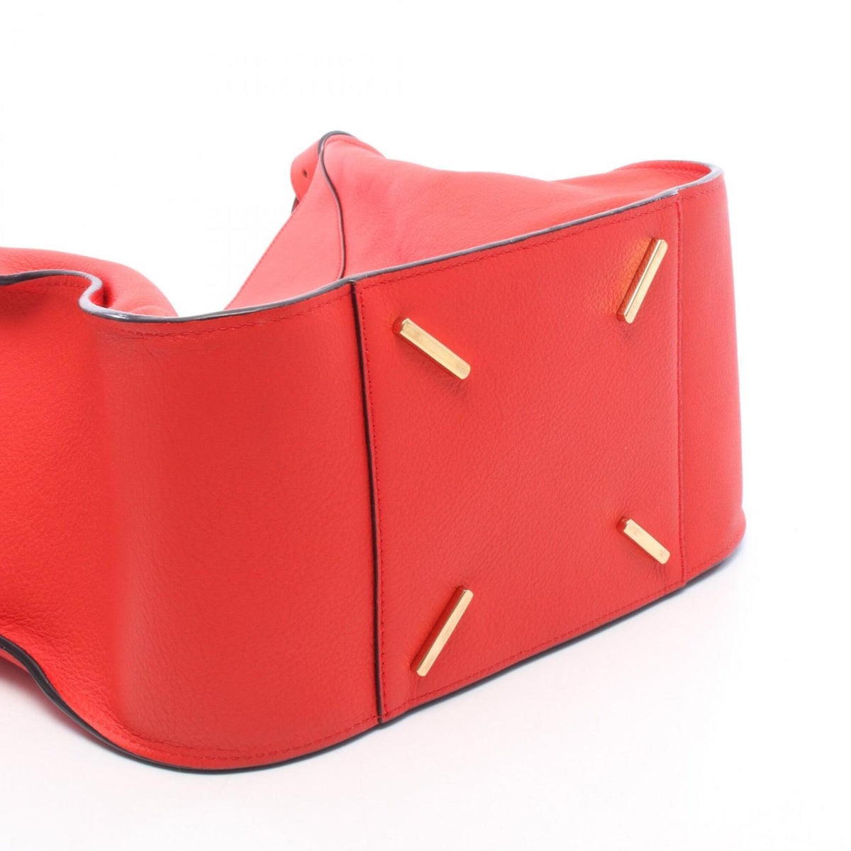 Loewe Red Color Leather Handbag (Pre-Owned)