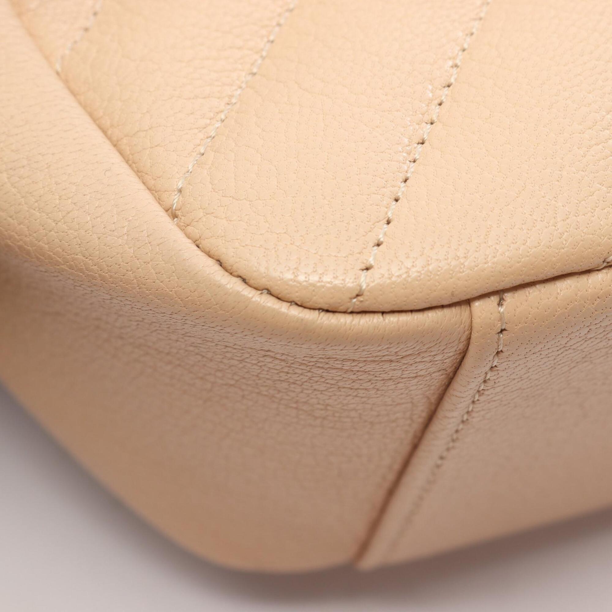 Chanel Beige Leather Handbag Shoulder Bag (Pre-Owned)