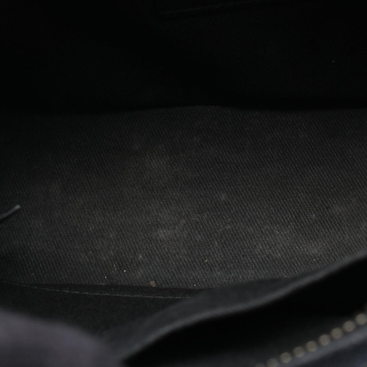 Chanel Black Leather Handbag Shoulder Bag (Pre-Owned)