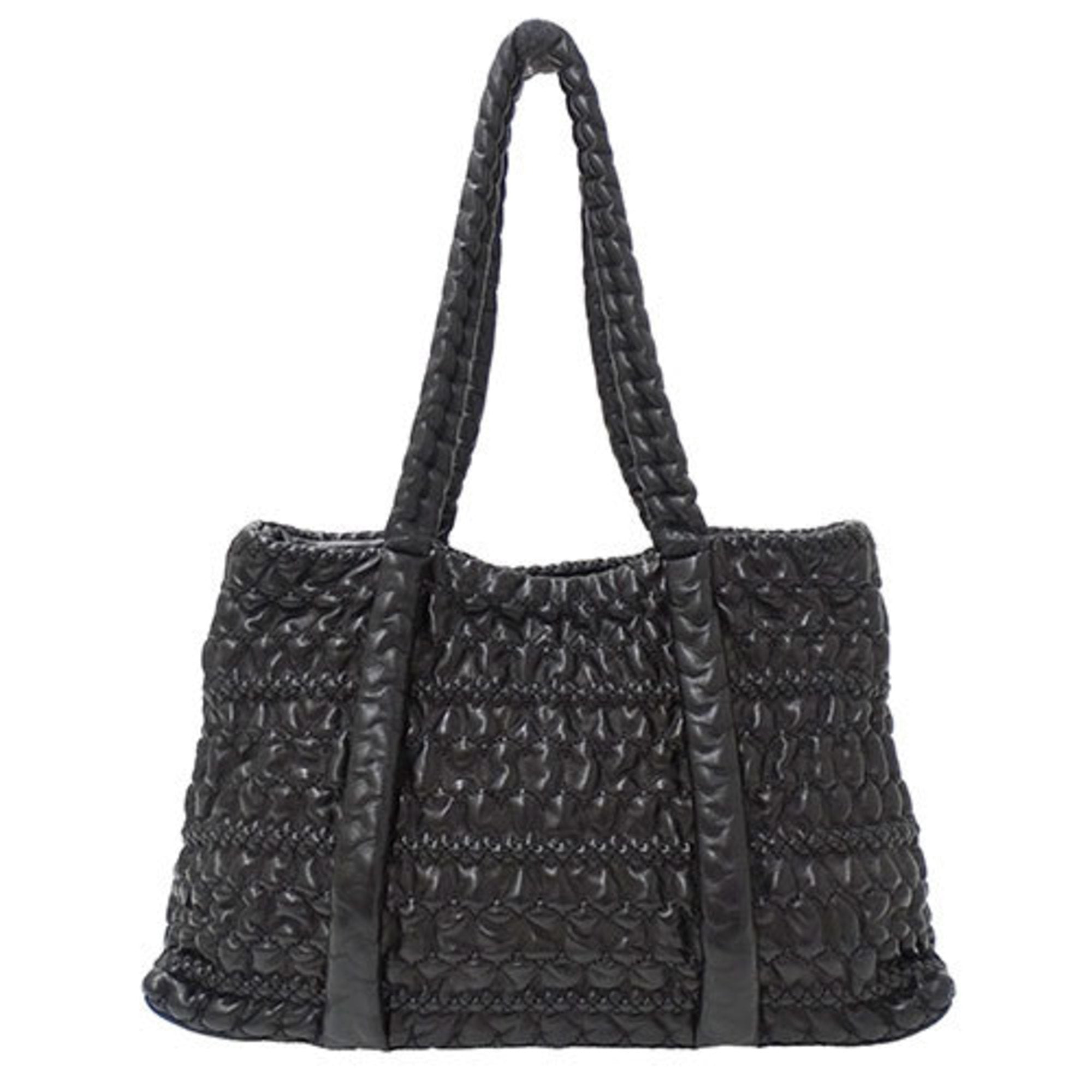 Chanel Black Leather Handbag Shoulder Bag (Pre-Owned)