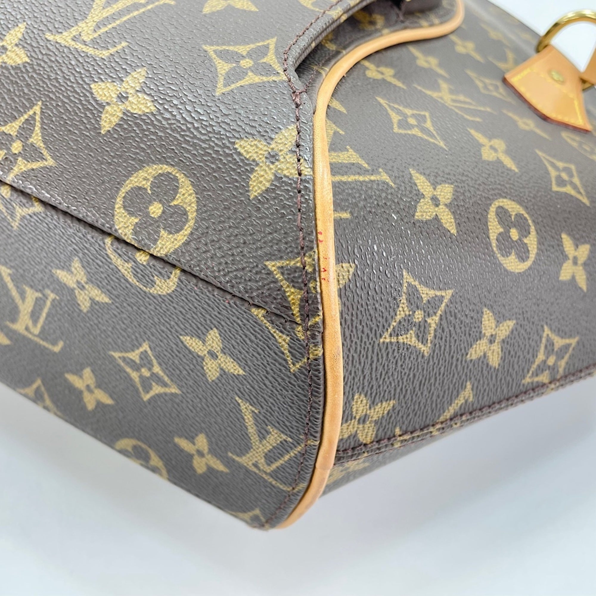 Louis Vuitton Brown Shoulder Bag (Pre-Owned)
