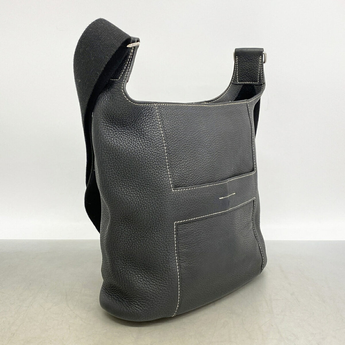 Hermes Black Taurillon Clemence Leather Shoulder Bag (Pre-Owned)