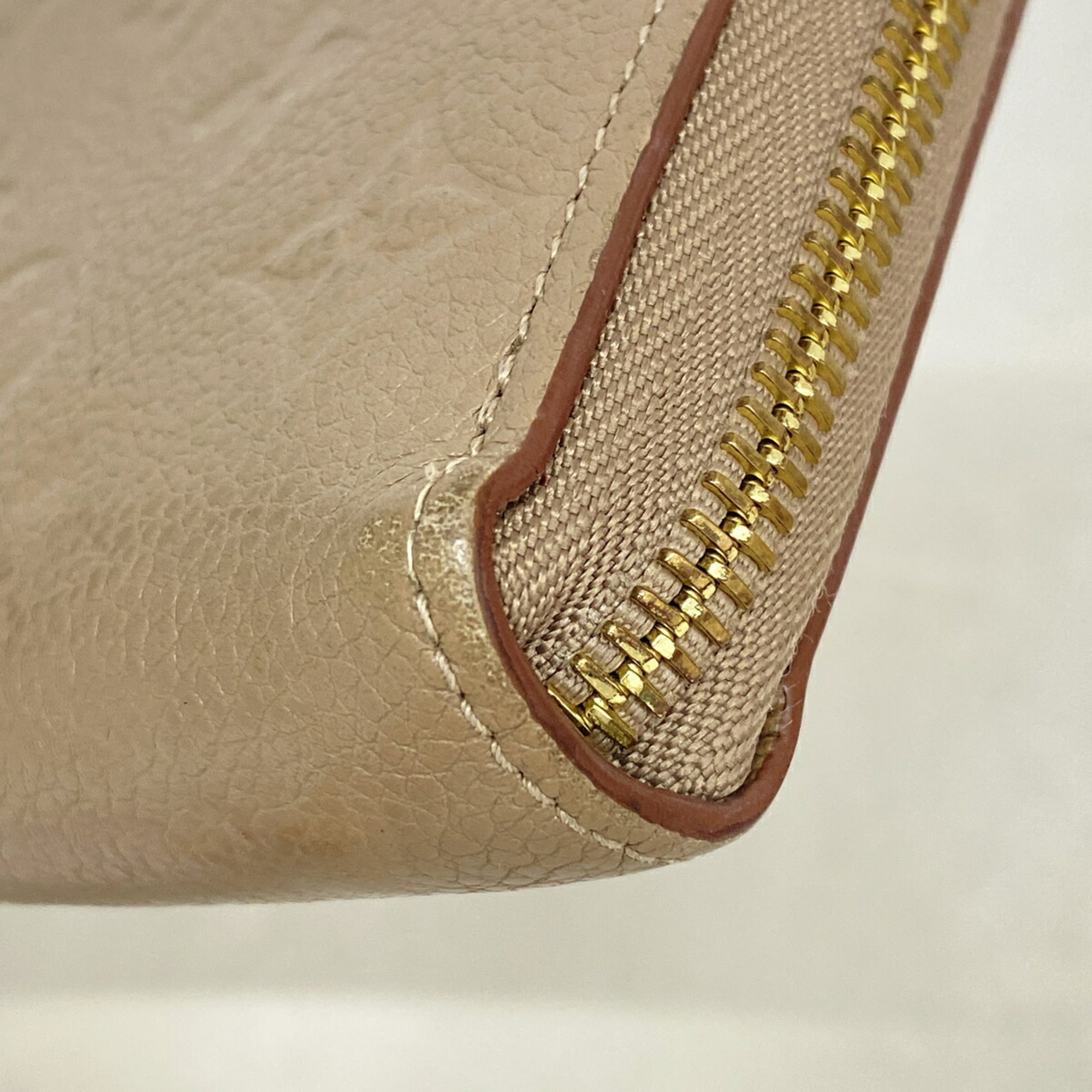 Louis Vuitton Taupe Long Wallet (Bi-Fold) (Pre-Owned)
