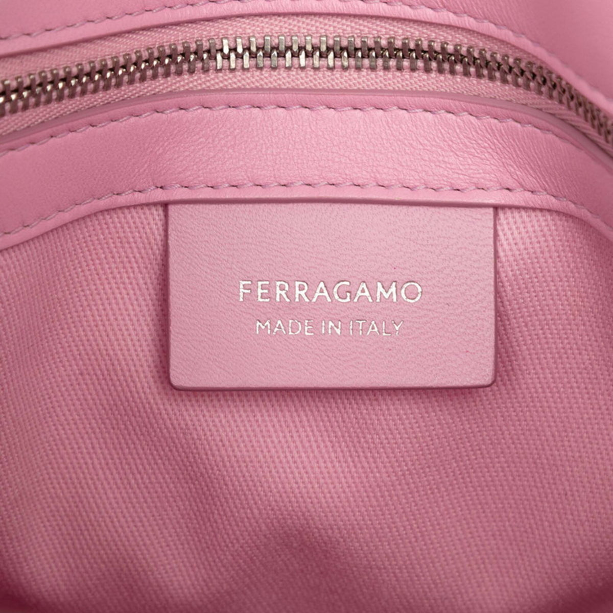 Salvatore Ferragamo Pink Fabric Handbag Tote Bag (Pre-Owned)