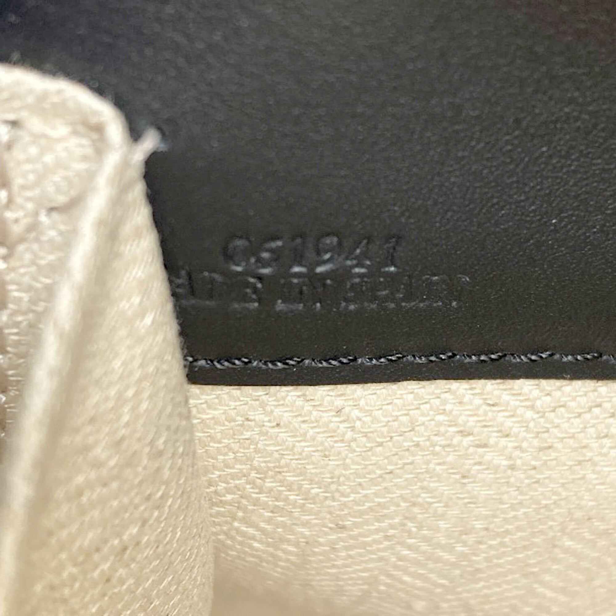 Loewe Black Leather Tote Bag (Pre-Owned)