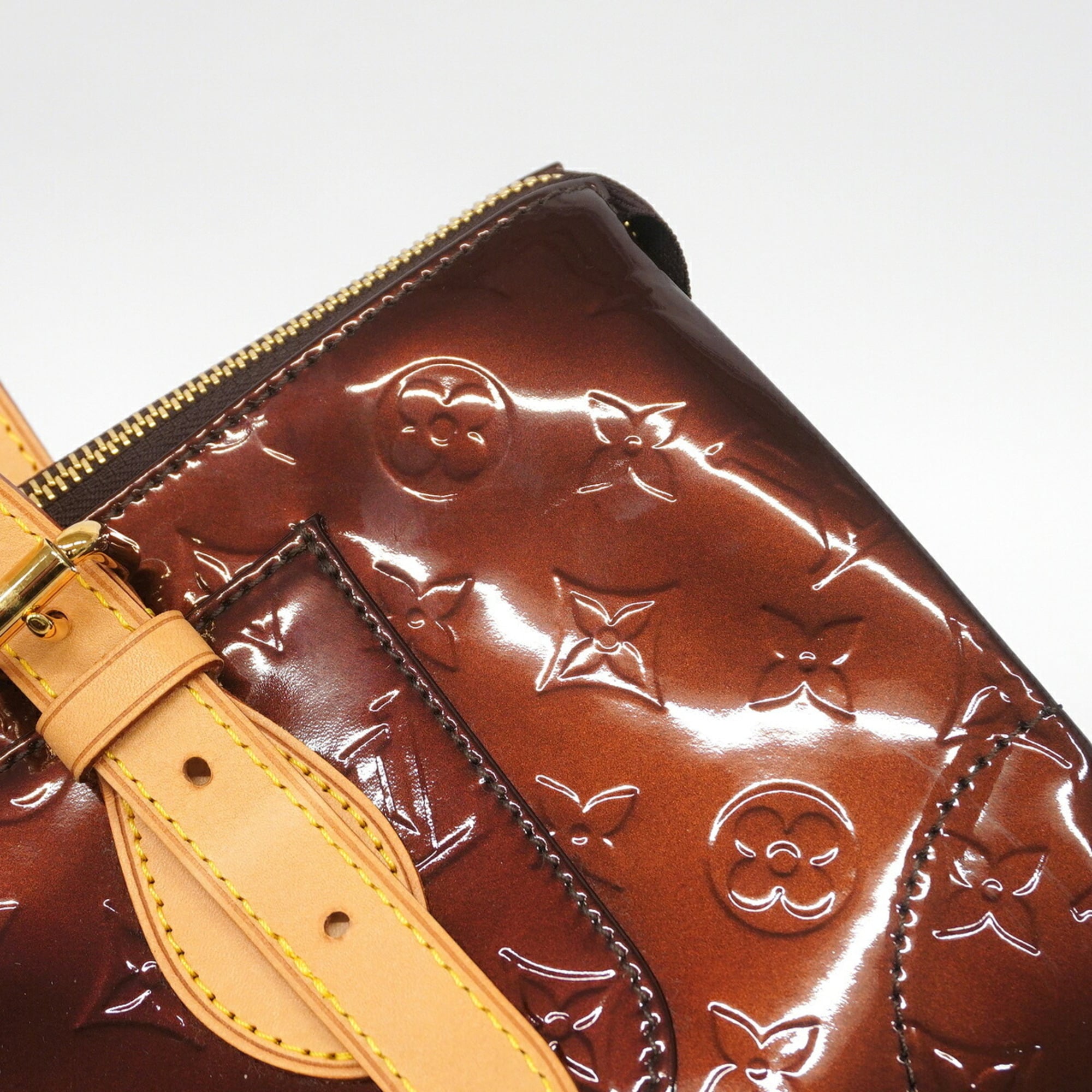 Louis Vuitton Amarante Handbag (Pre-Owned)