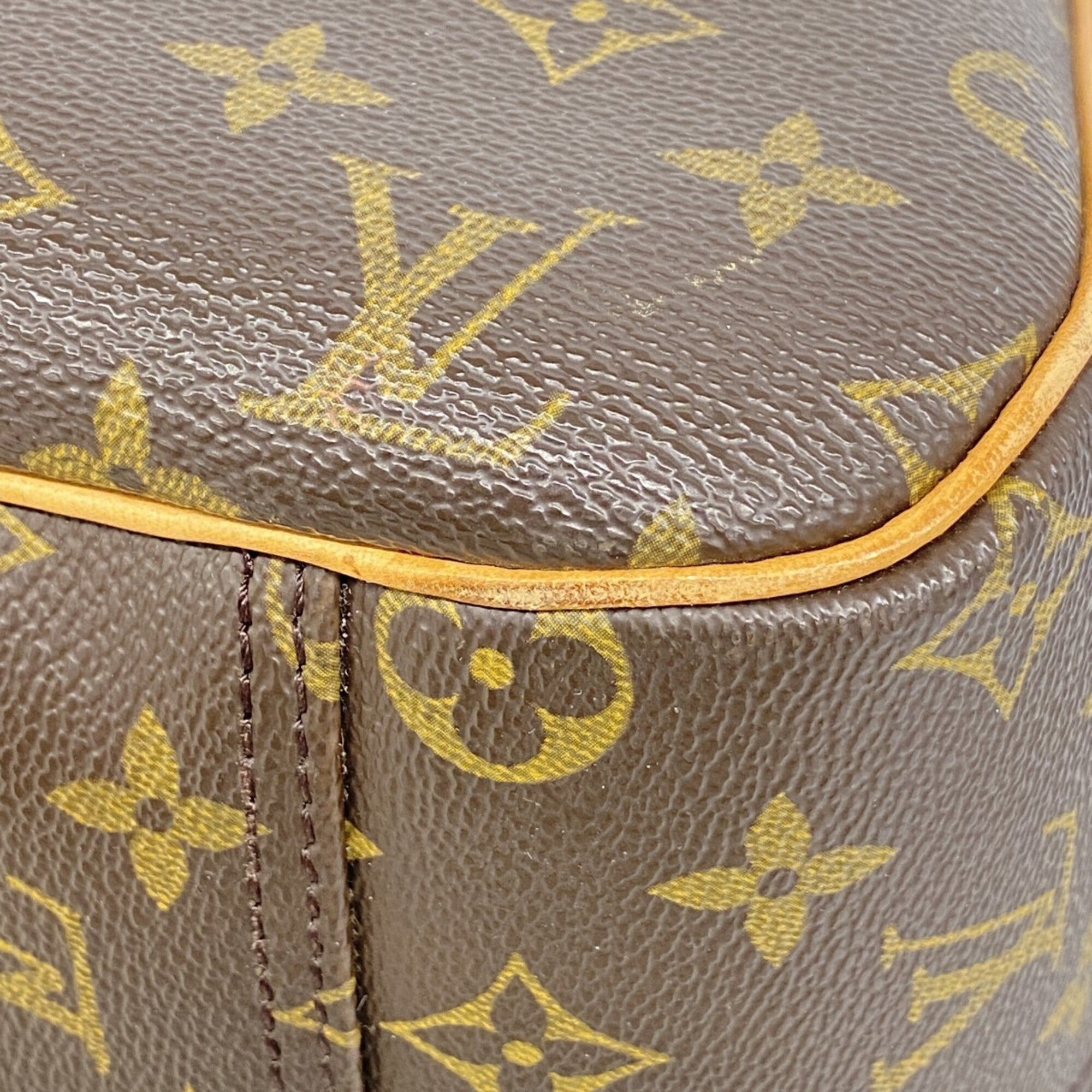 Louis Vuitton Brown Handbag (Pre-Owned)