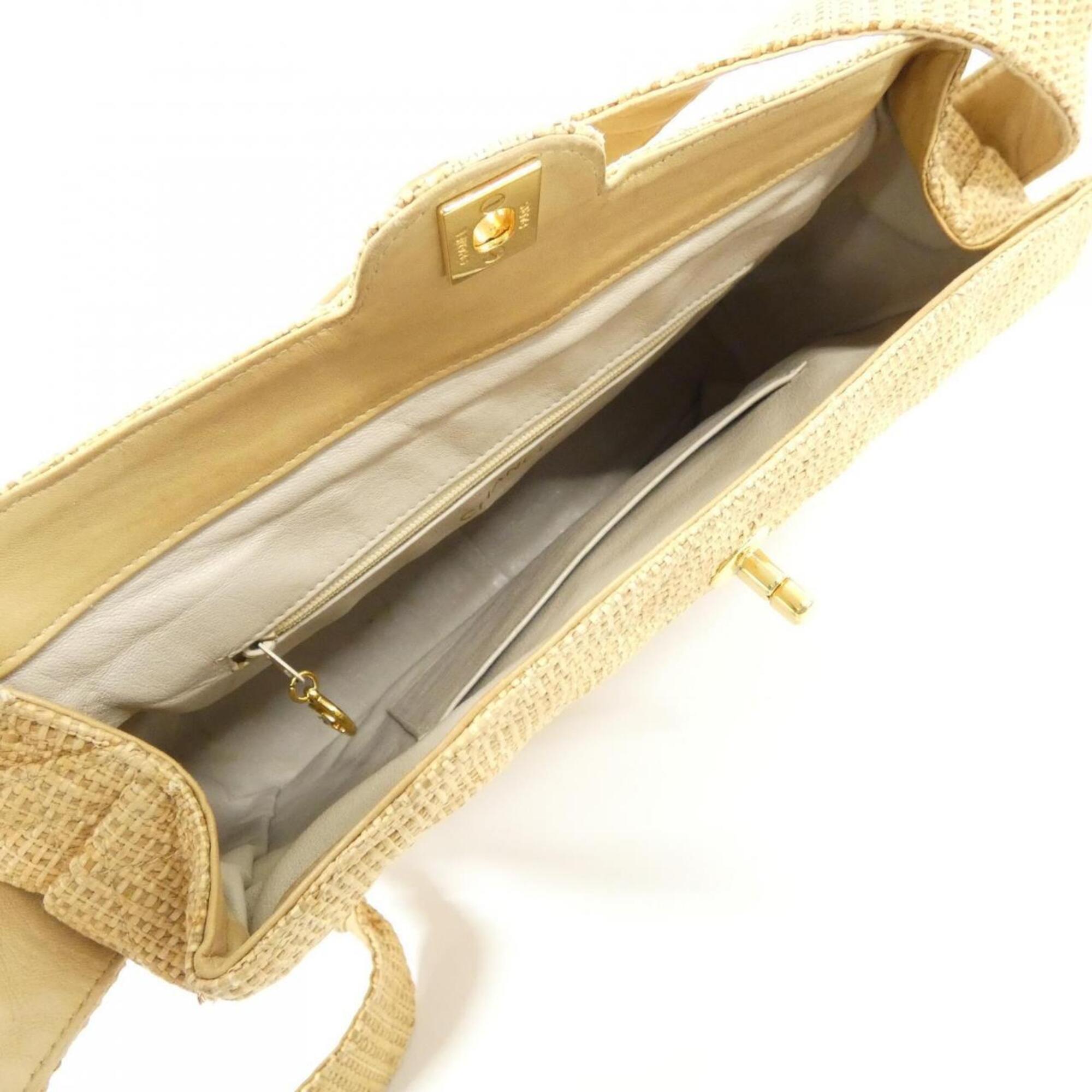 Chanel Beige Raffia Shoulder Bag (Pre-Owned)