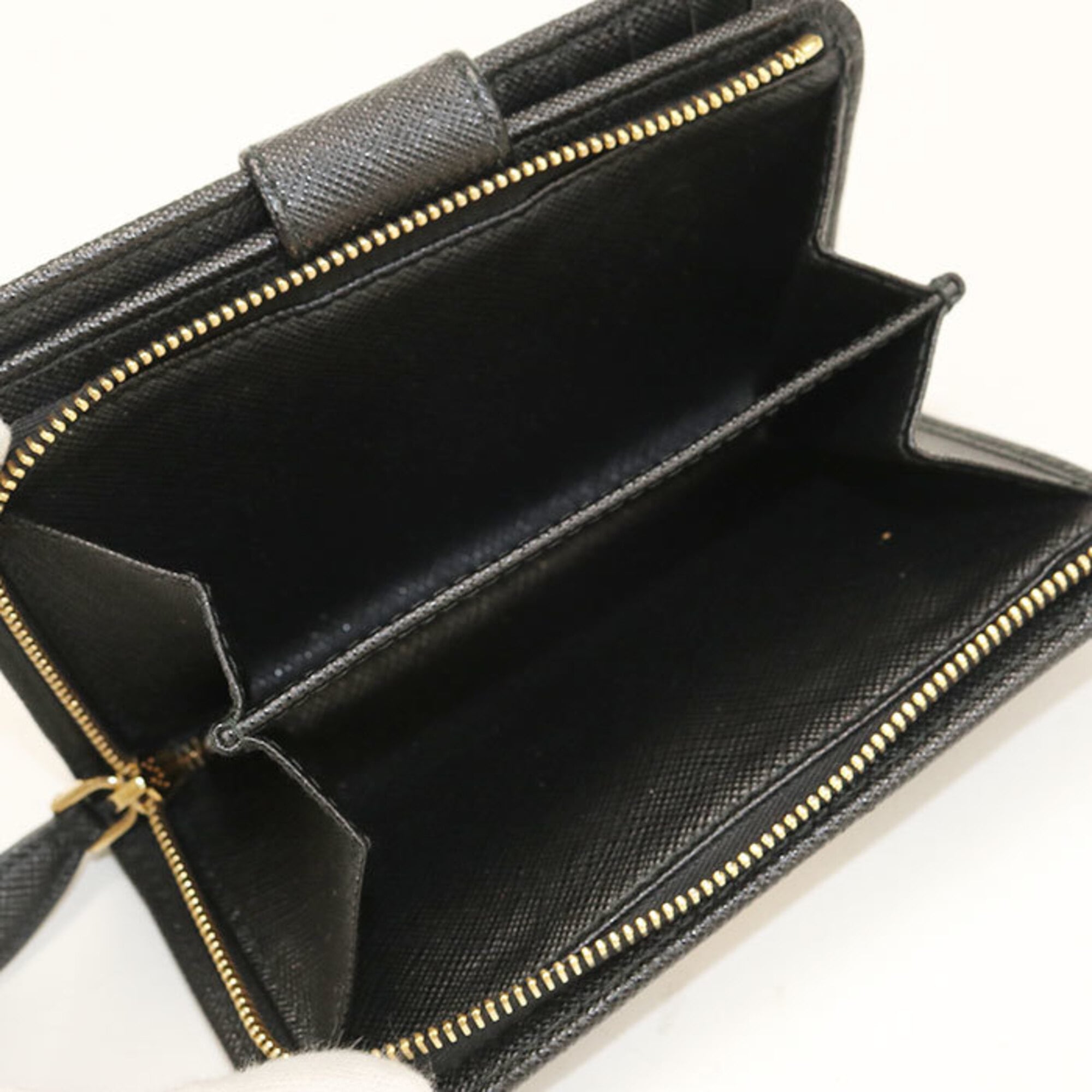 Prada Black Leather Wallet (Bi-Fold) (Pre-Owned)