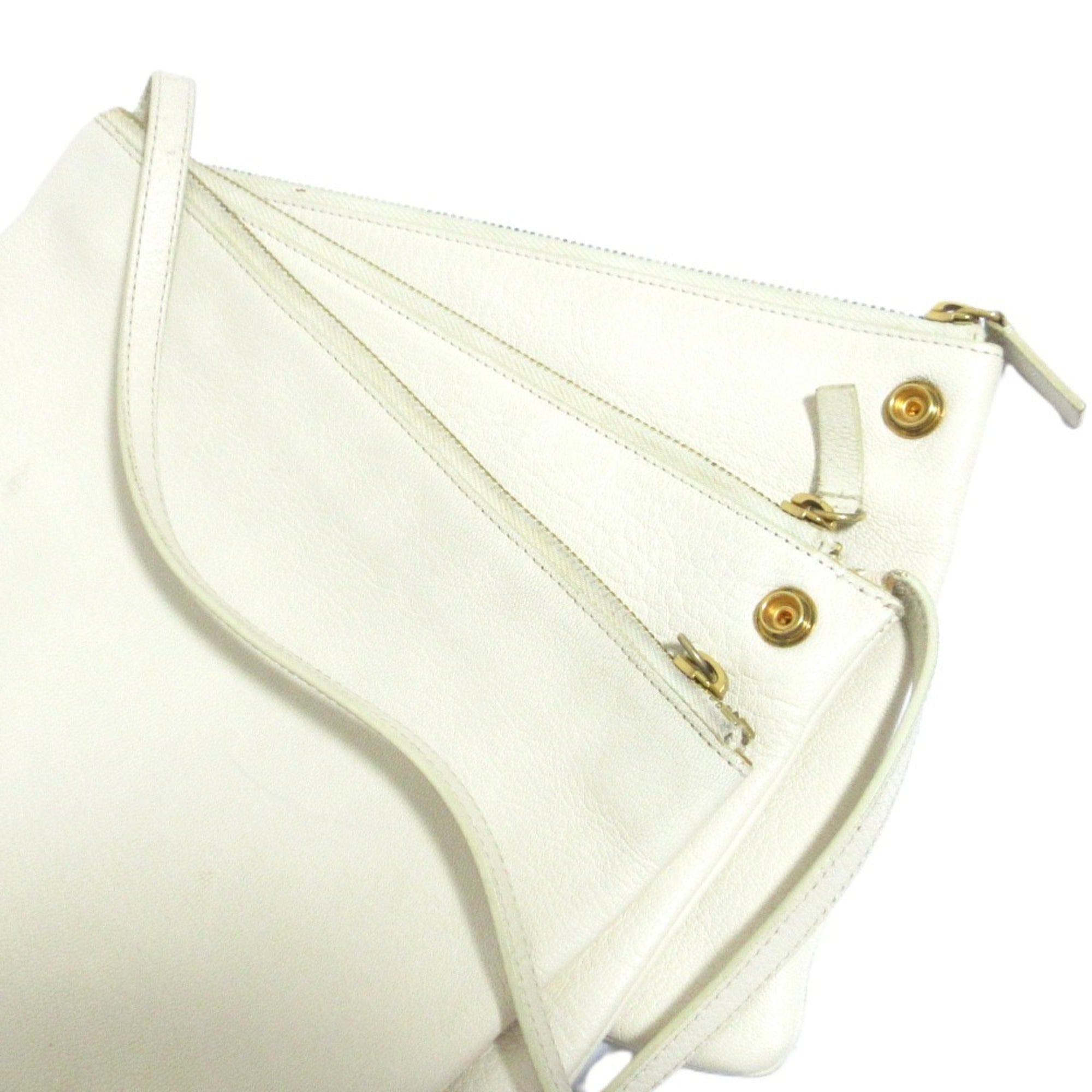 Celine Off-White White Leather Shoulder Bag (Pre-Owned)