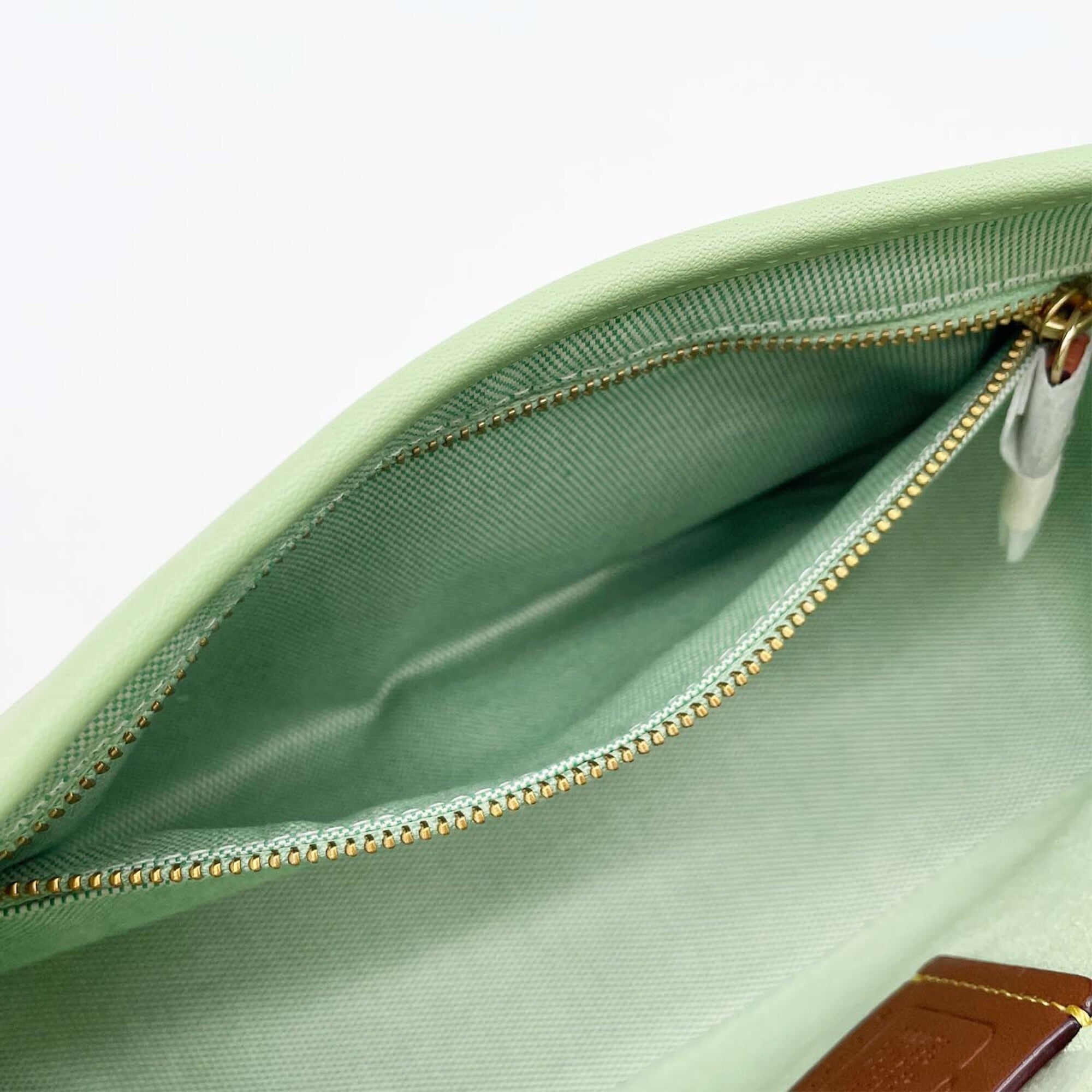 Coach Green Leather Shoulder Bag (Pre-Owned)