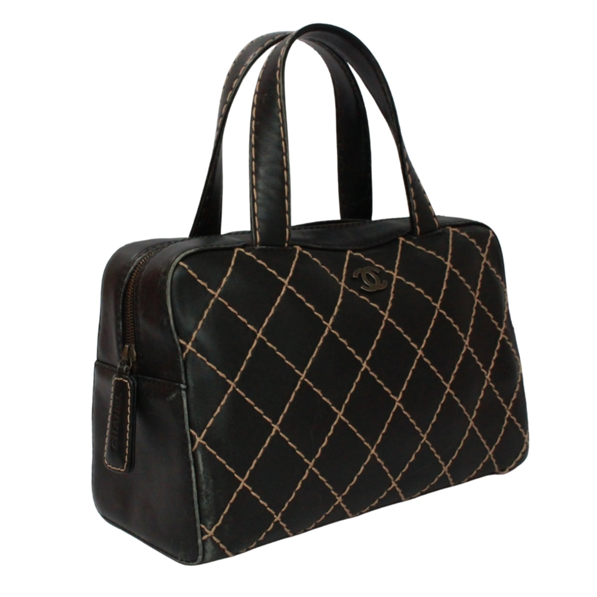 Chanel Black Leather Handbag (Pre-Owned)
