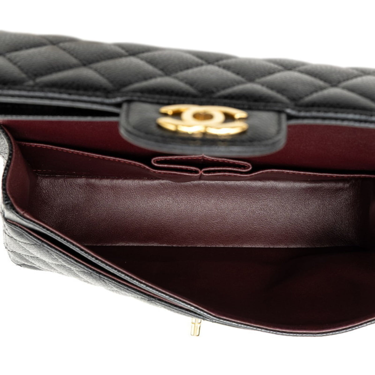 Chanel Black Grained Calfskin Shoulder Bag (Pre-Owned)