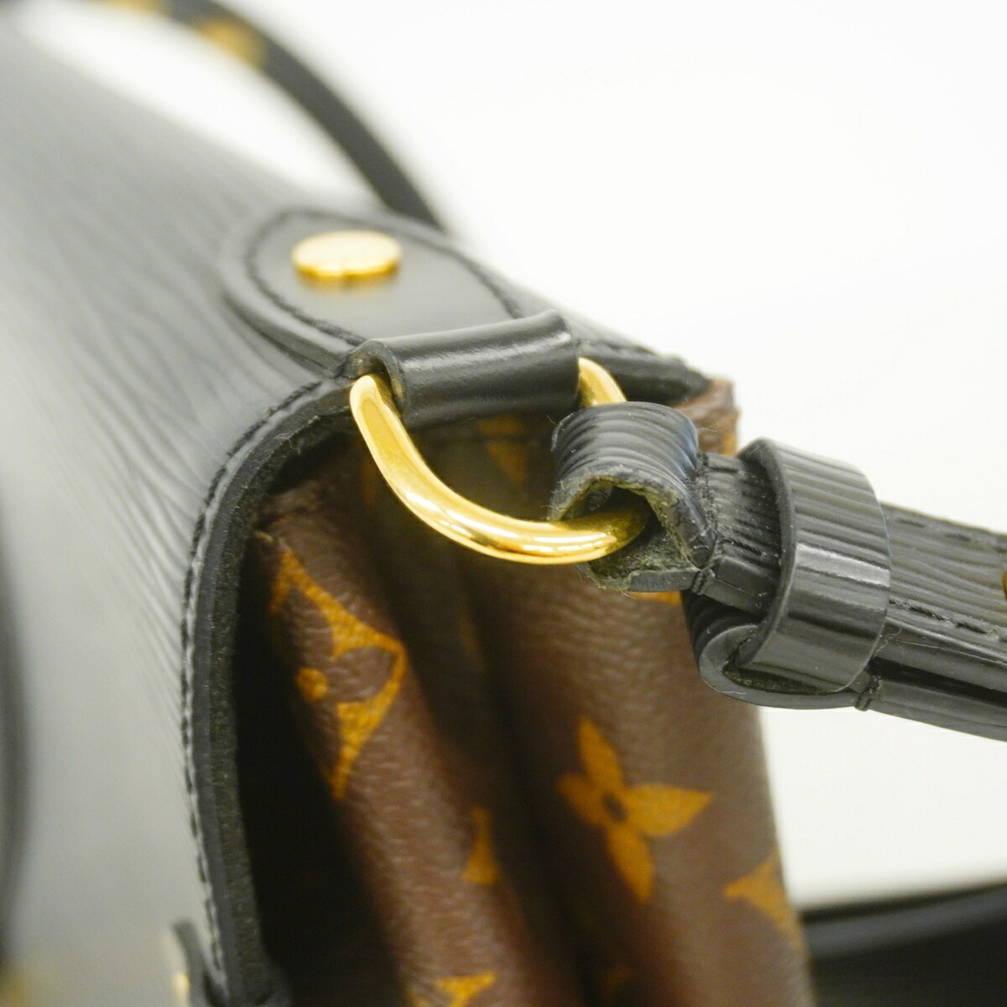 Louis Vuitton Brown Noir Shoulder Bag (Pre-Owned)