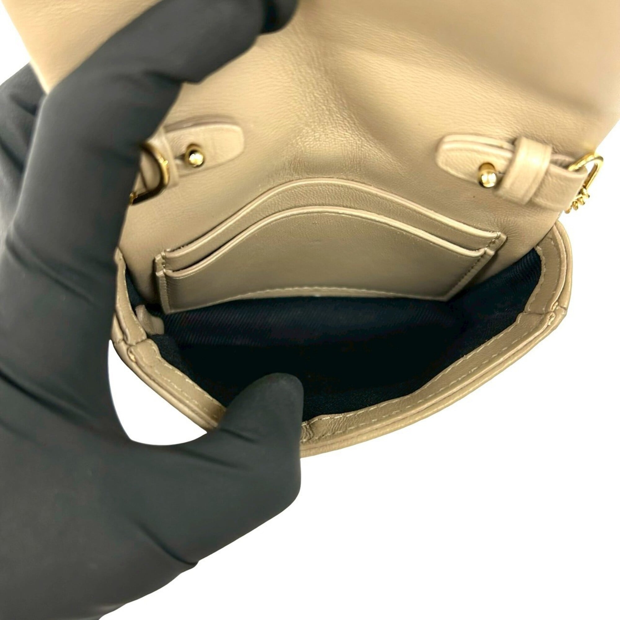Burberry Beige Leather Pochette Shoulder Bag (Pre-Owned)