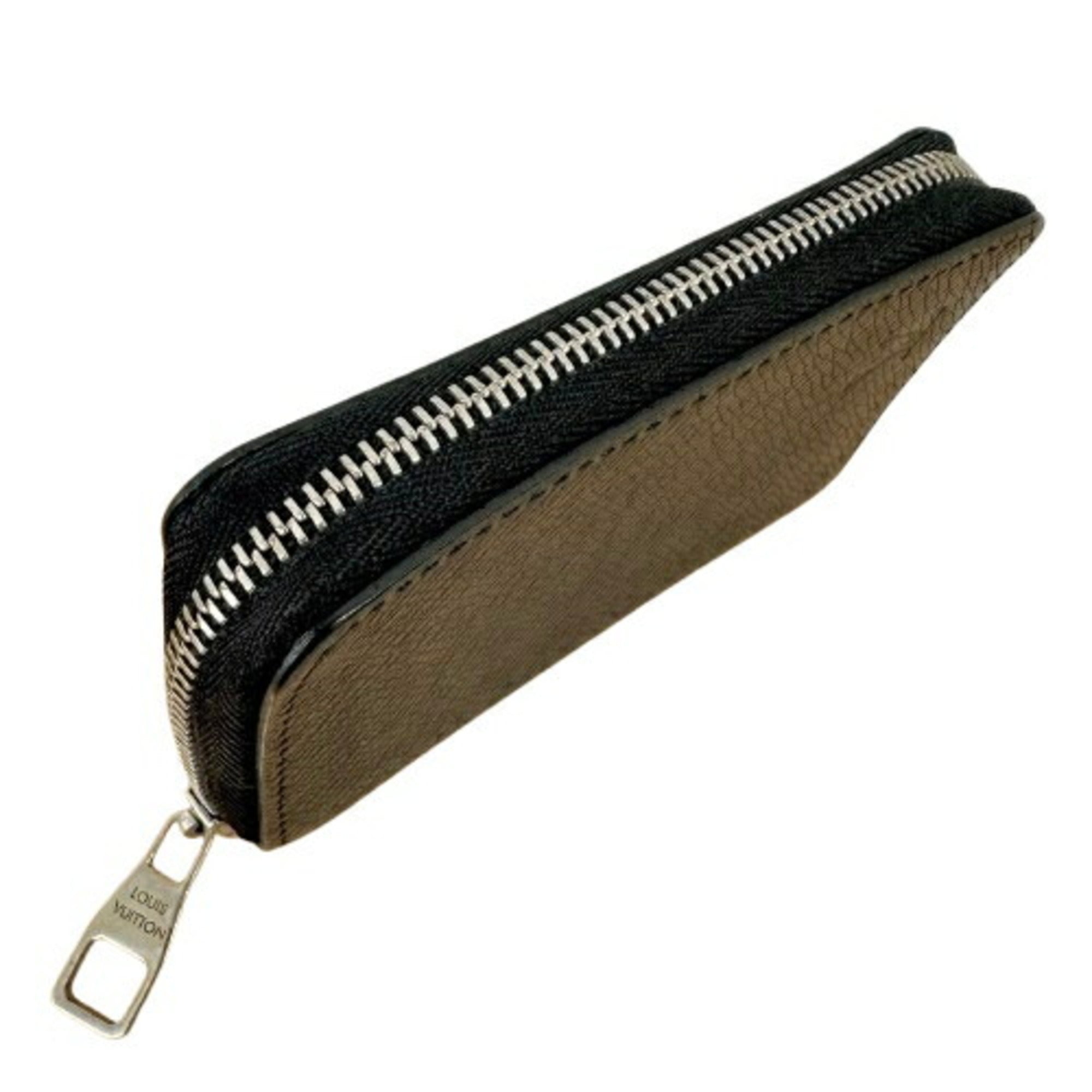 Louis Vuitton Black Taiga Leather Long Wallet (Bi-Fold) (Pre-Owned)