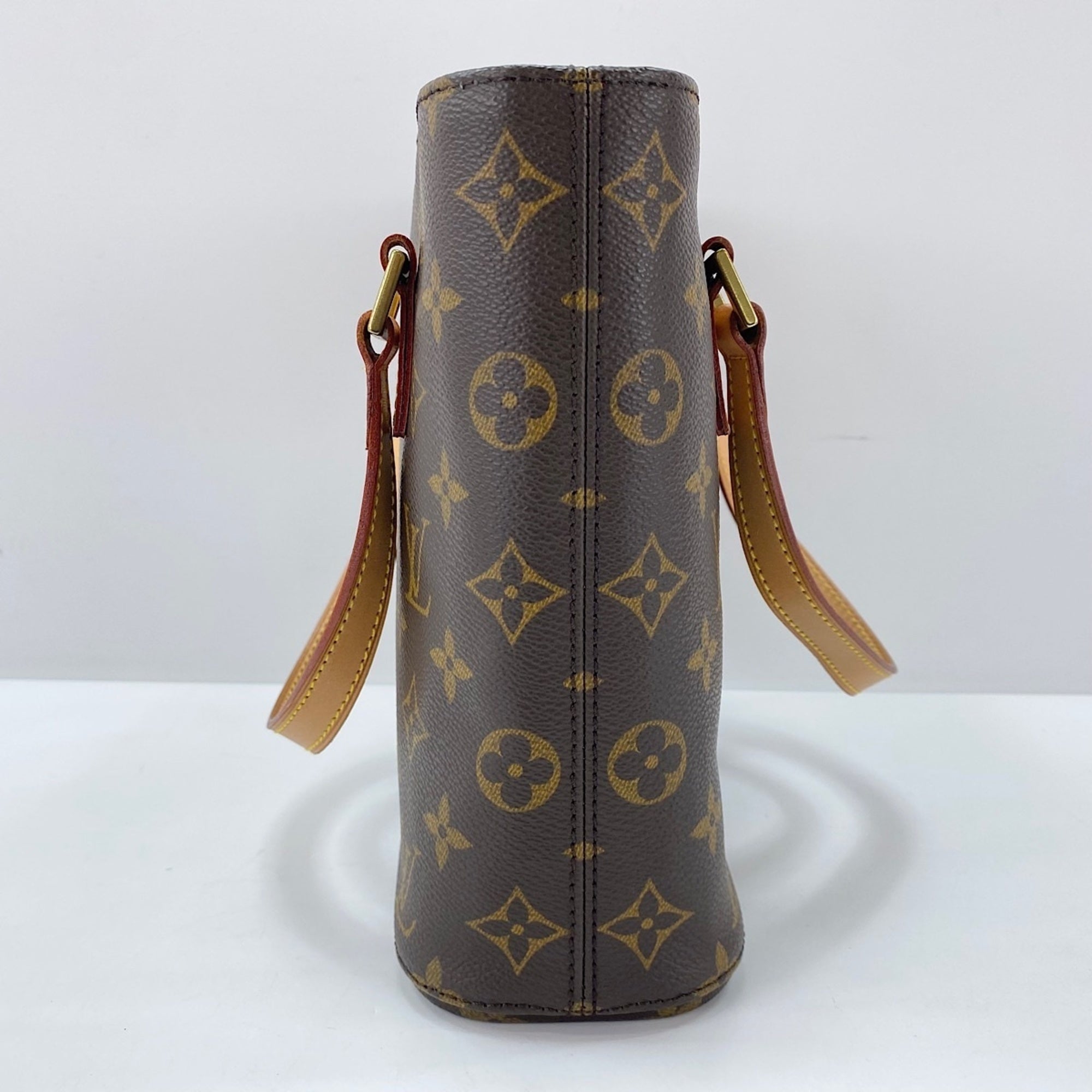 Louis Vuitton Brown Handbag (Pre-Owned)