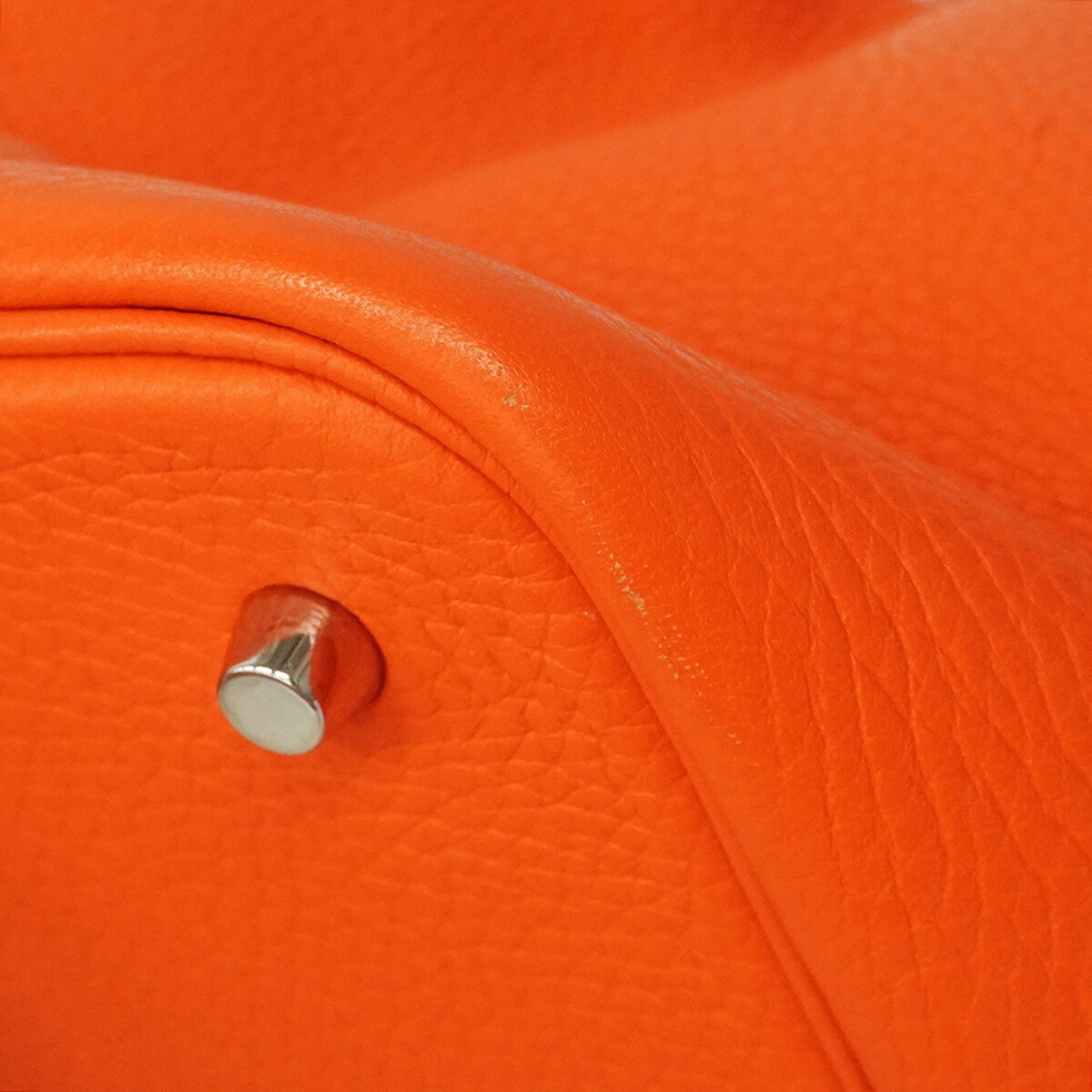 Hermes Capucine Taurillon Clemence Leather Handbag (Pre-Owned)