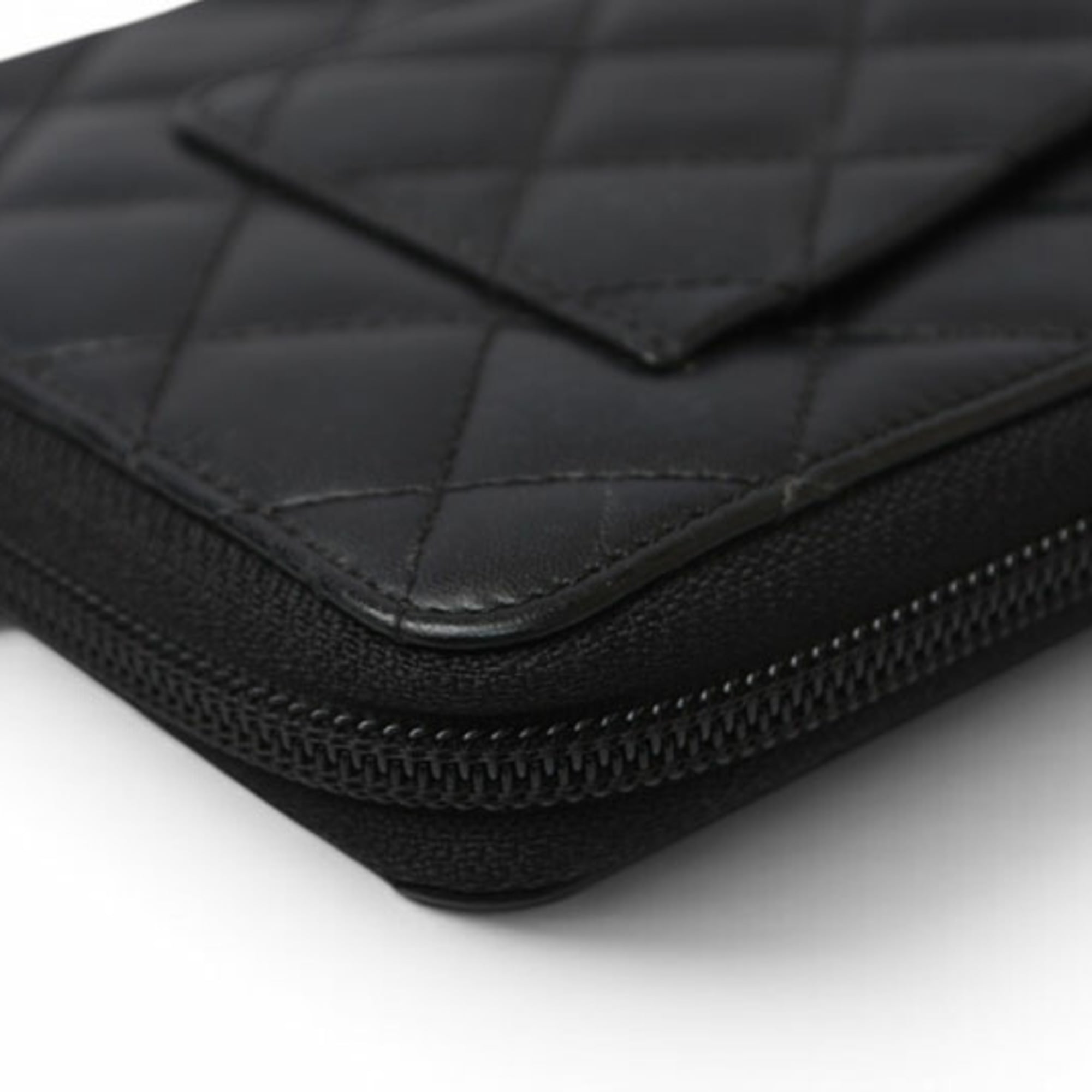 Chanel Black Leather Long Wallet (Bi-Fold) (Pre-Owned)