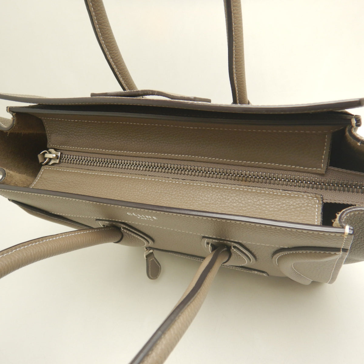 Celine Silver Leather Handbag (Pre-Owned)