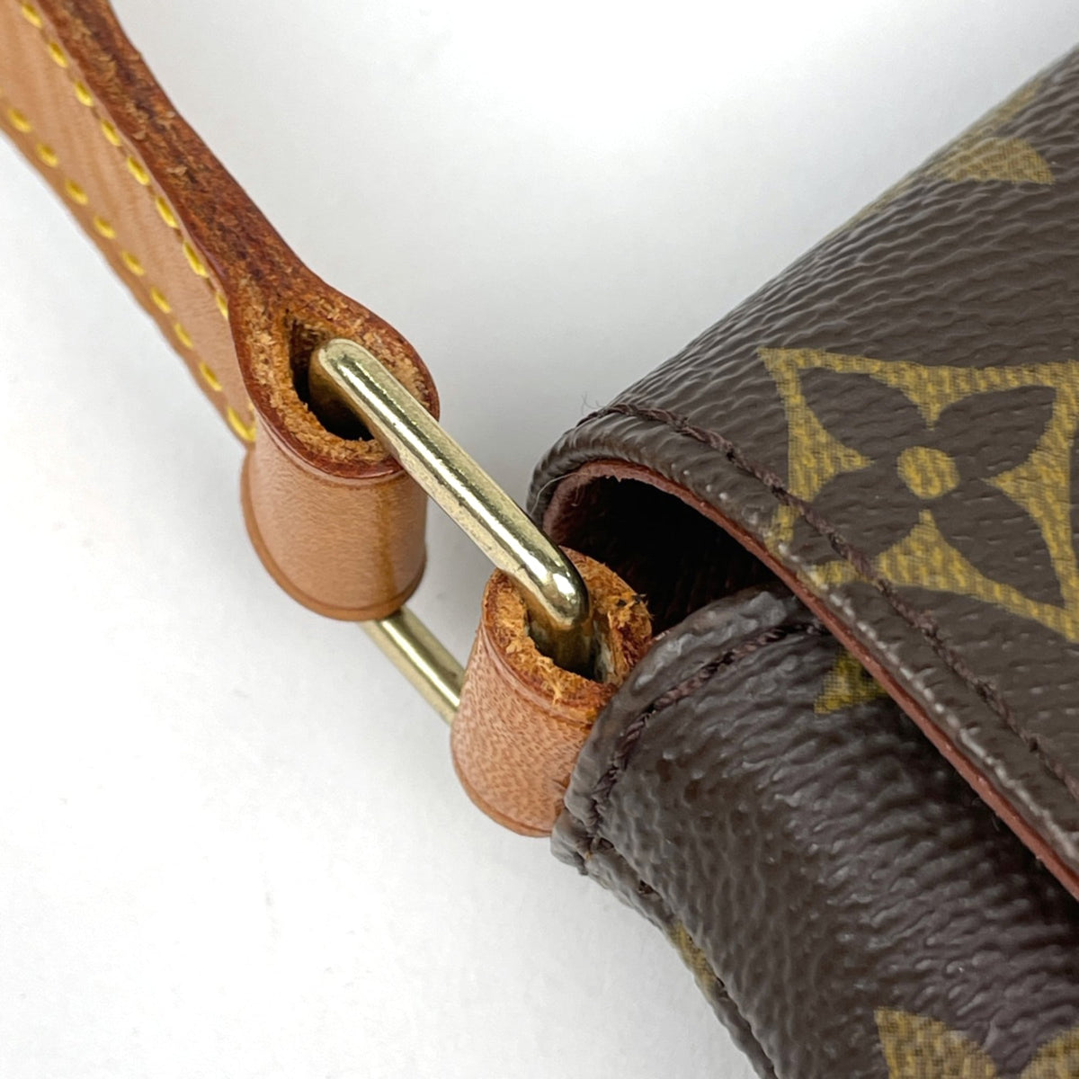 Louis Vuitton Brown Monogram Shoulder Bag (Pre-Owned)