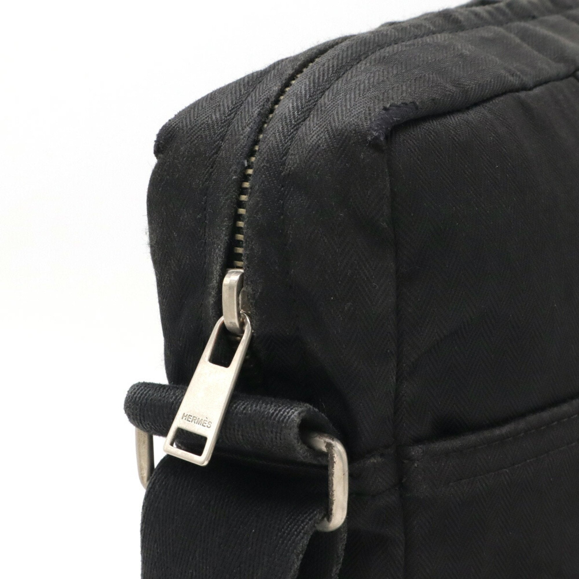 Hermes Acapulco Black Toile Chevron Leather Pochette Shoulder Bag (Pre-Owned)