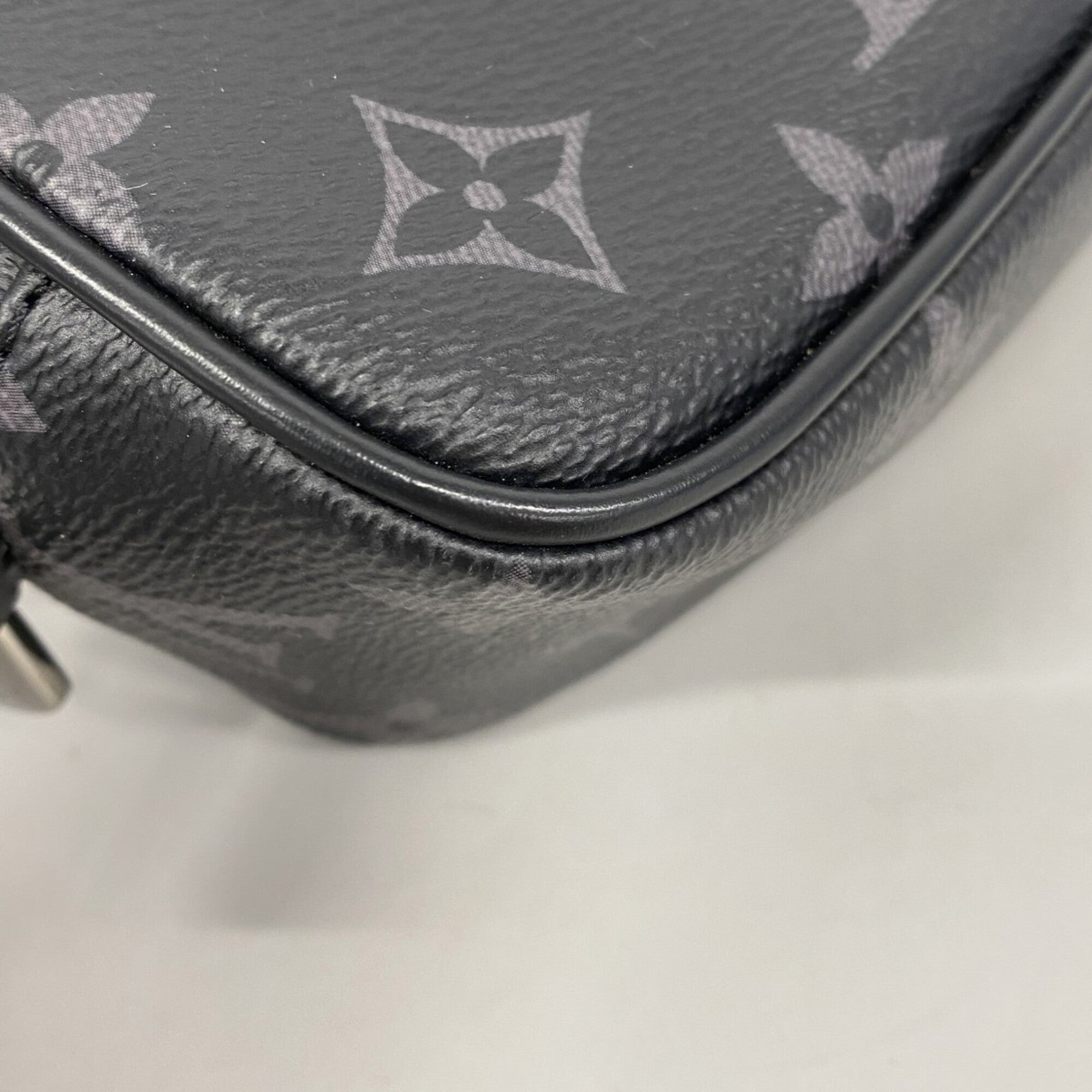 Louis Vuitton Black Gray Pouch (Pre-Owned)