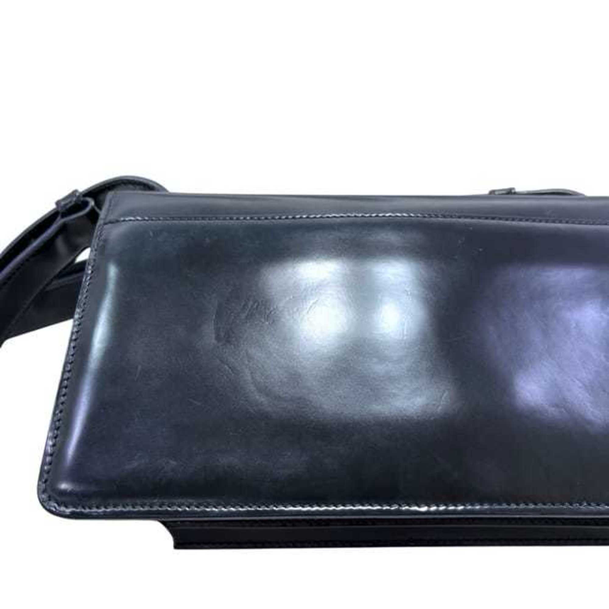 Prada Black Nero Leather Shoulder Bag (Pre-Owned)
